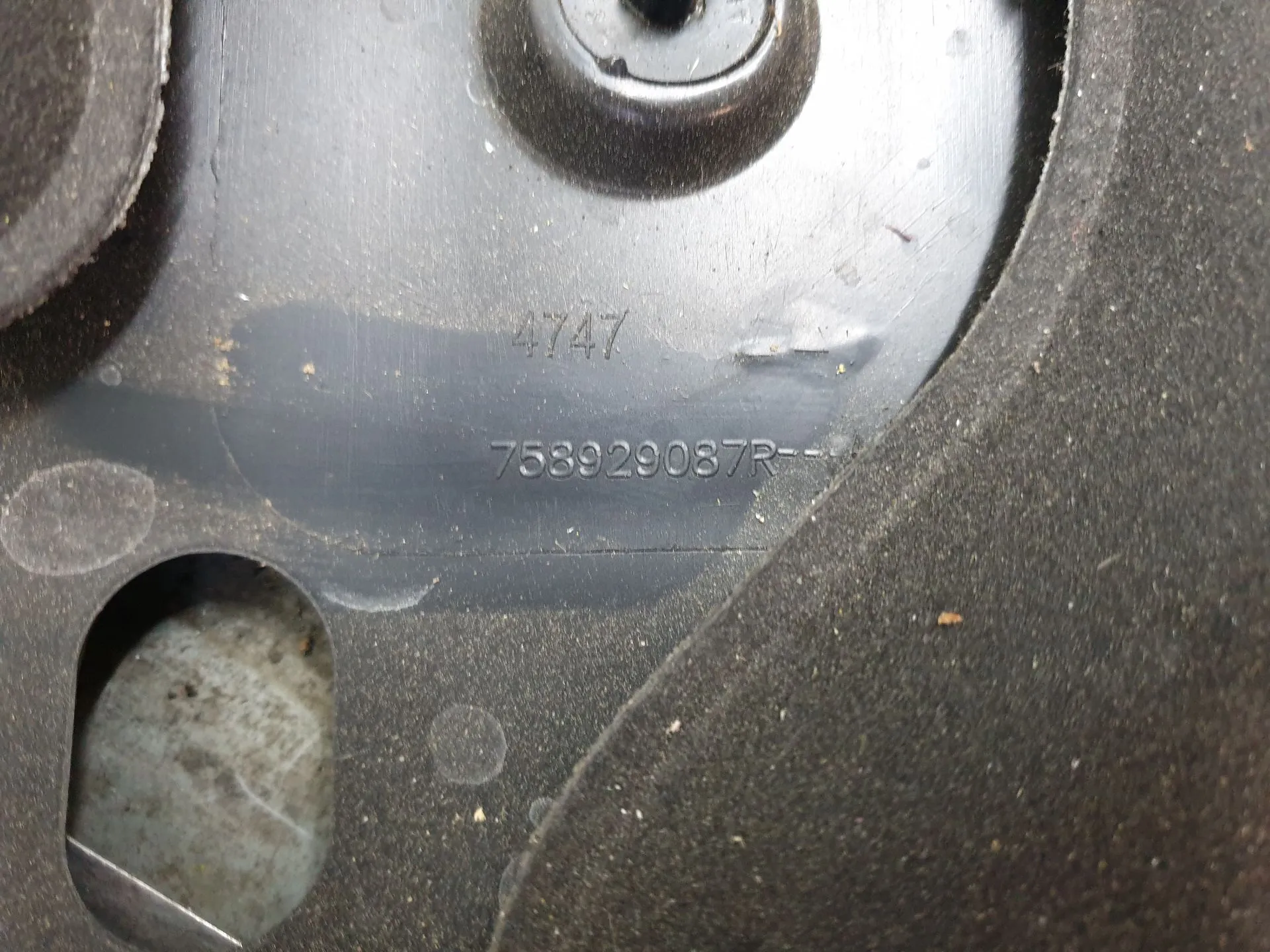 Engine underbody shielding DACIA Sandero III Imagem-2