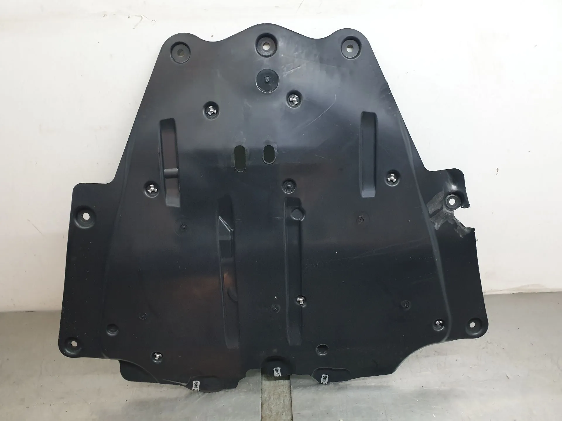 Engine underbody shielding DACIA Sandero III