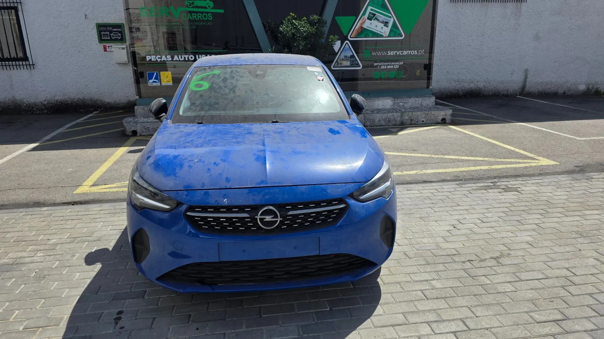 Windshield washer tank OPEL Corsa F