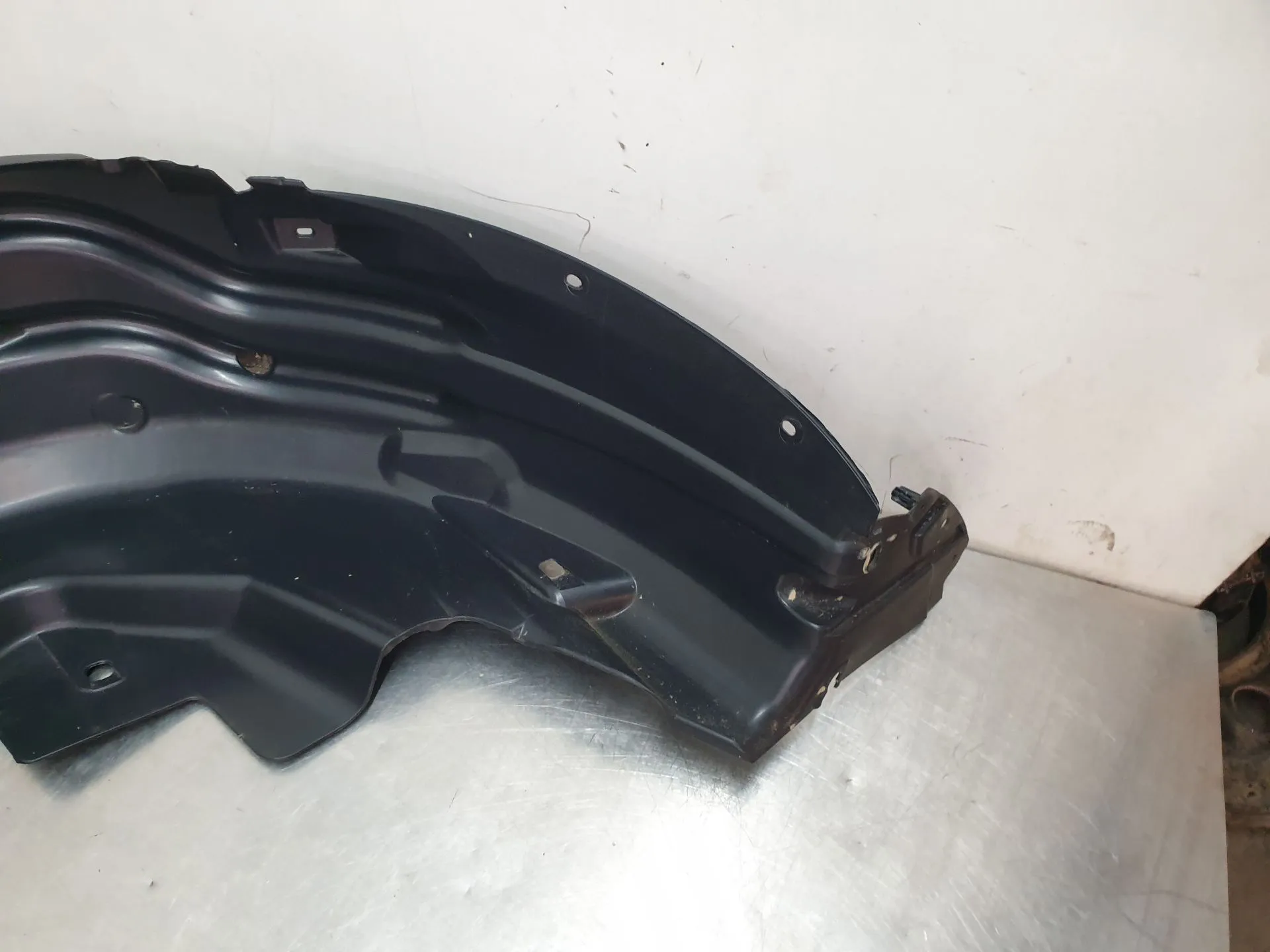 Resguardo da cava de roda frente direito OPEL Corsa F Imagem-7