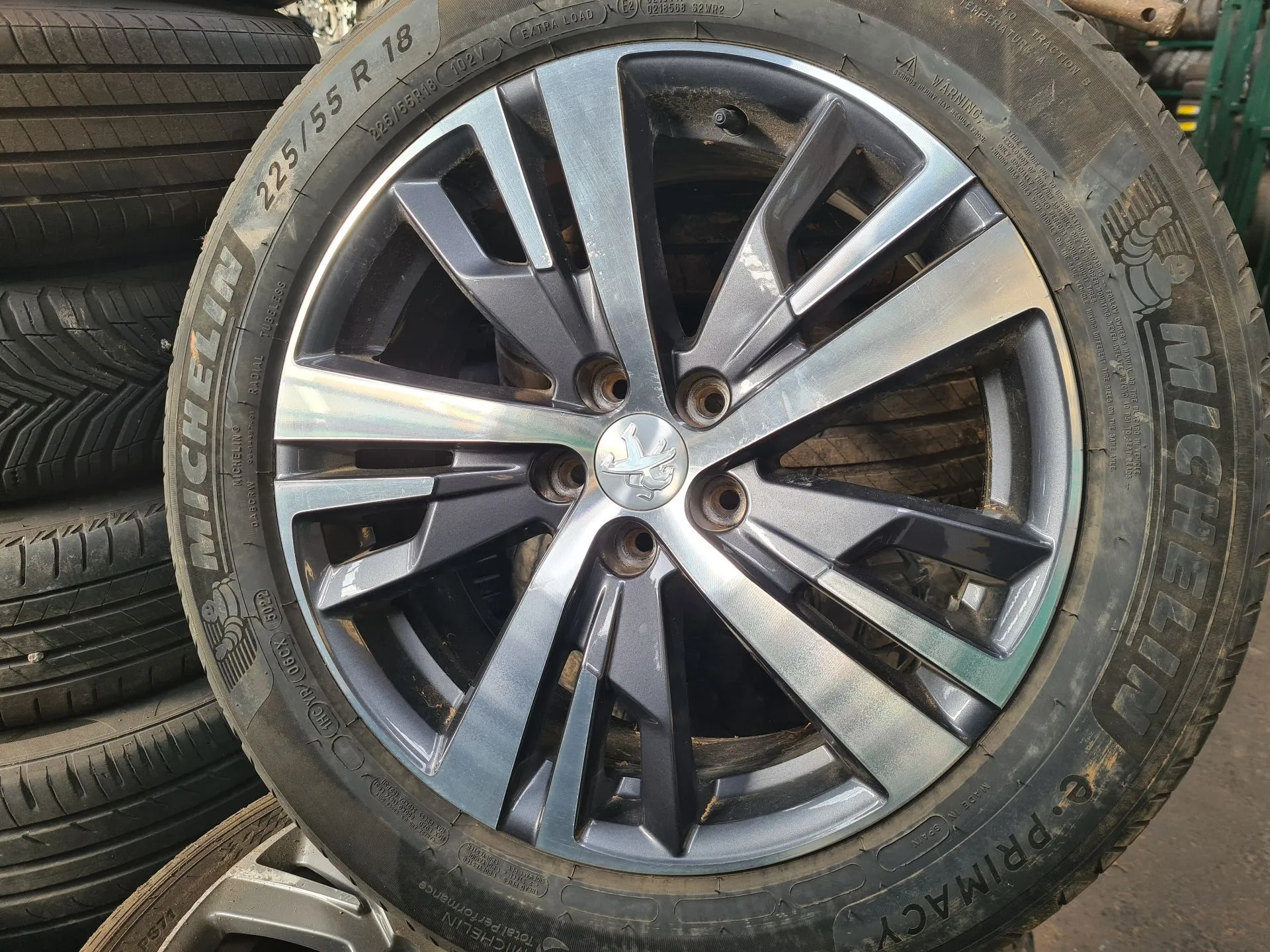 Conjunto de Jantes PEUGEOT 3008 II (M_) Imagem-1