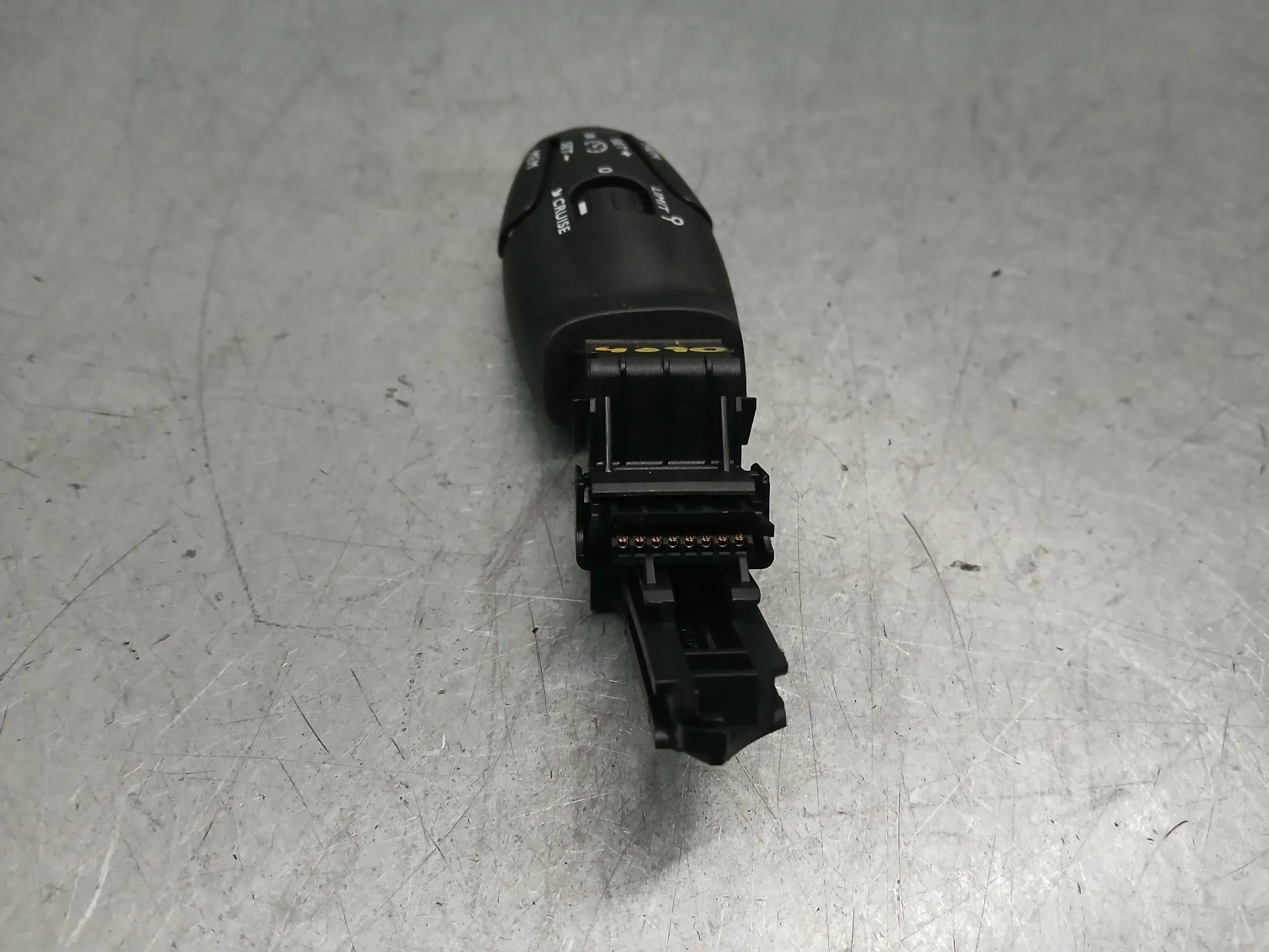 Manete / interruptor cruise control PEUGEOT 208 II Imagem-2