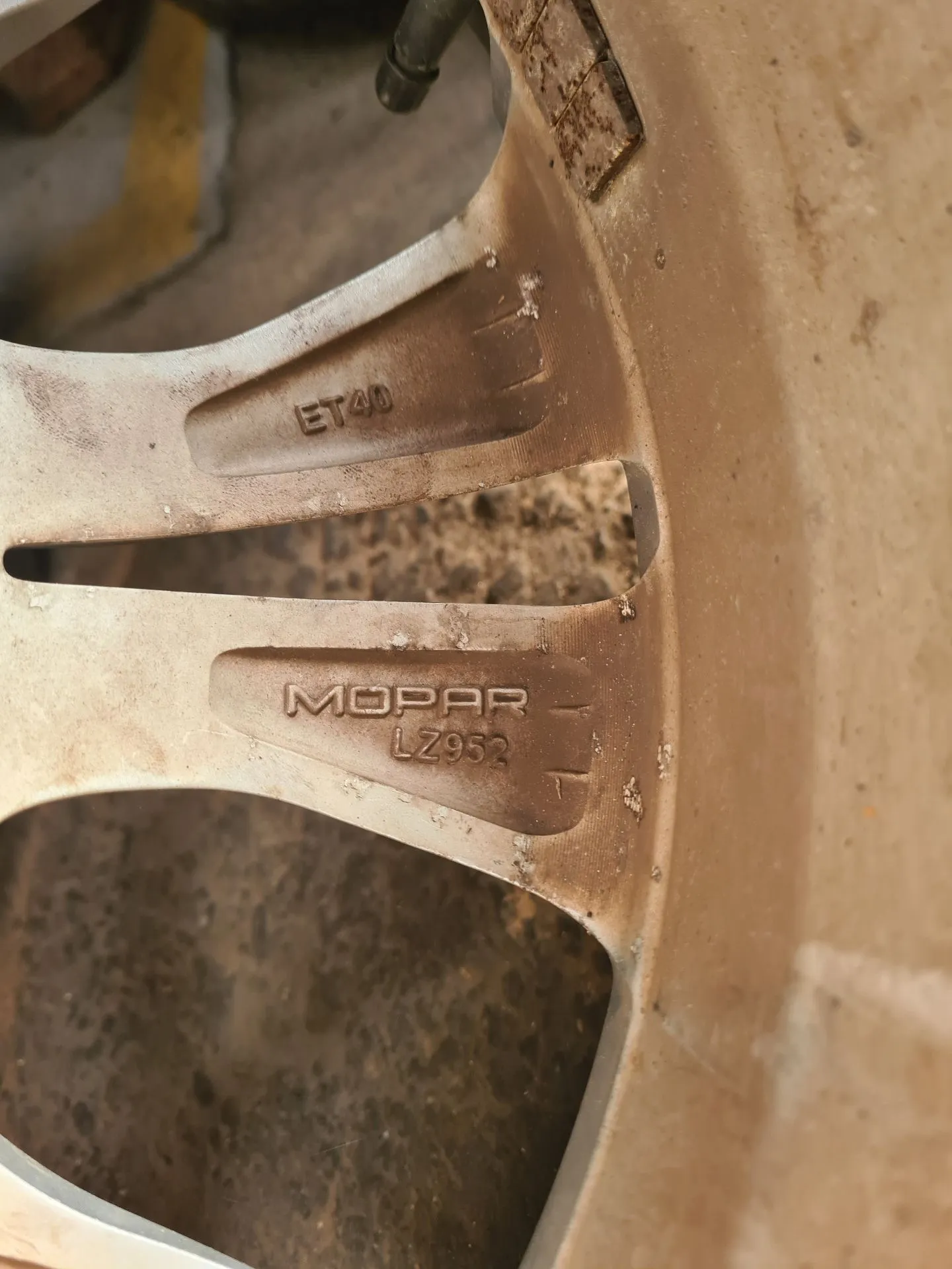 Jante trás esquerda FIAT 500X (334_) Imagem-3