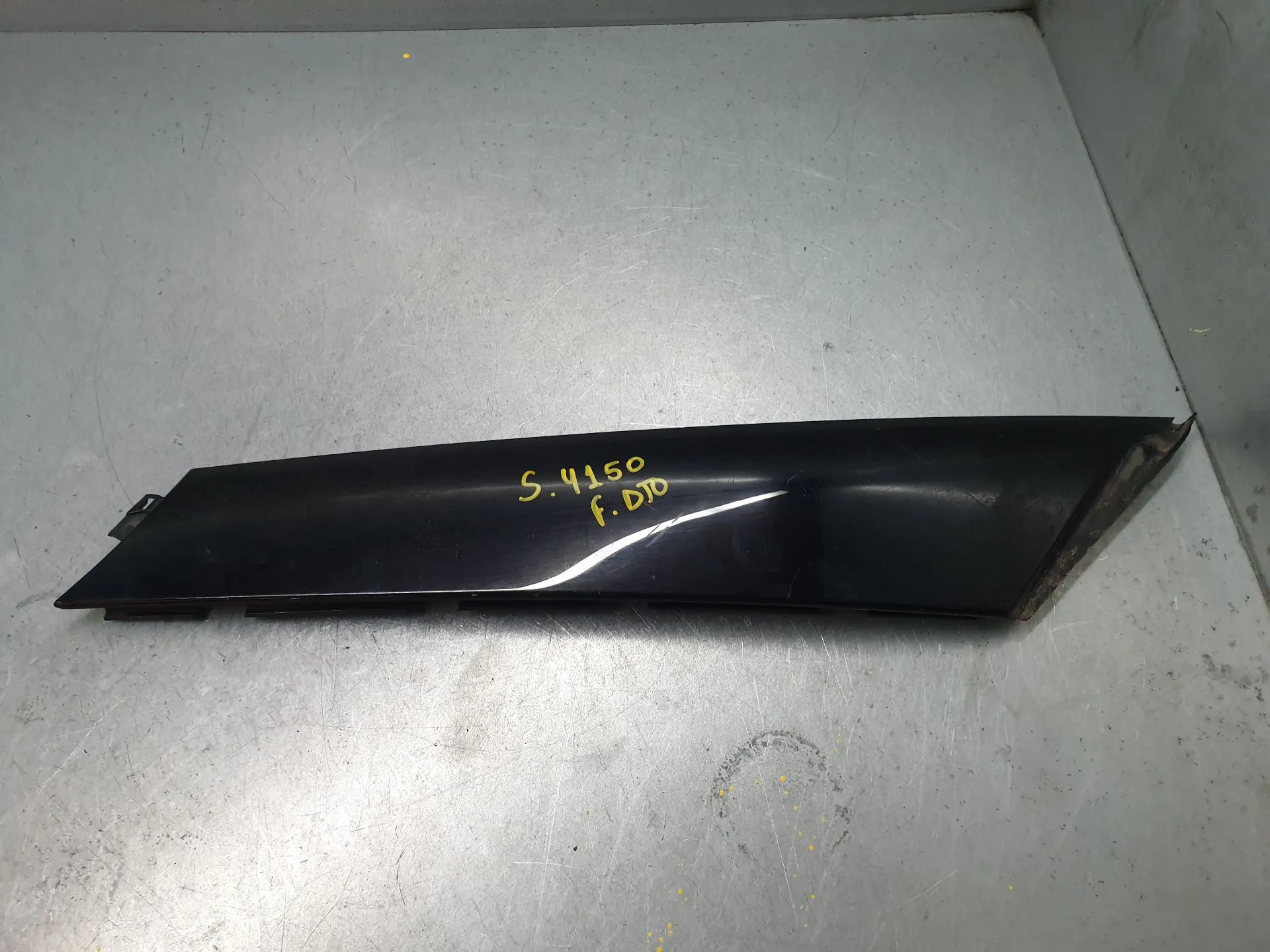 Friso Embelezador Dto Pilar/Porta MINI Mini (F56)