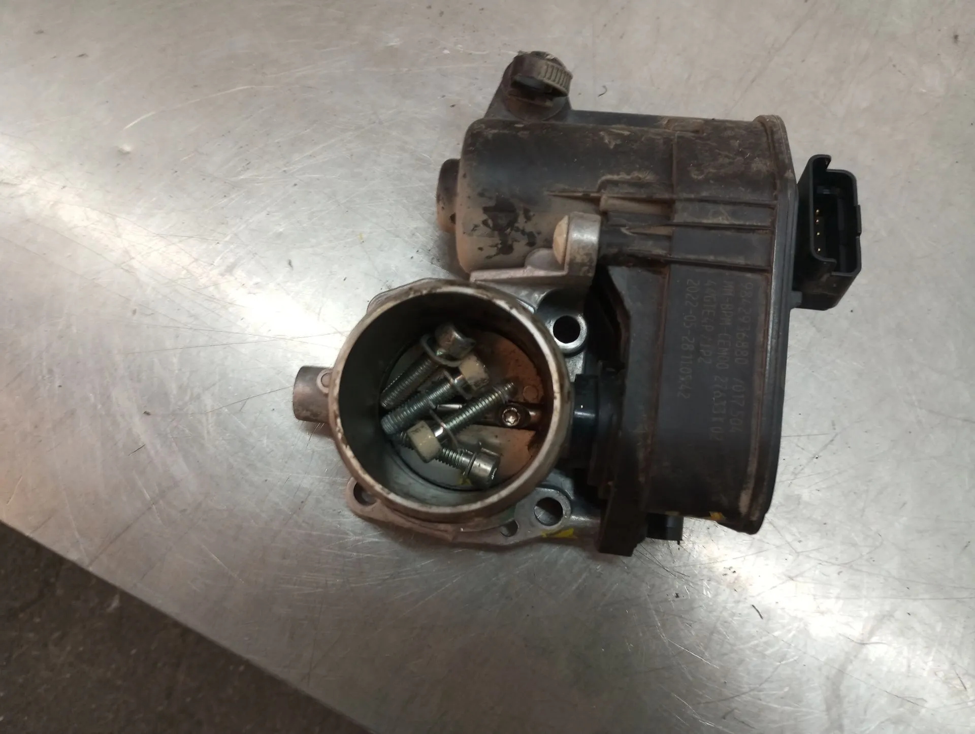 Corpo farfallato PEUGEOT 2008 II (U_) Imagem-3