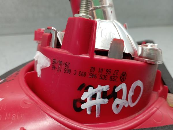 Feu de coffre Gauche VOLKSWAGEN Passat (3C2) Imagem-4