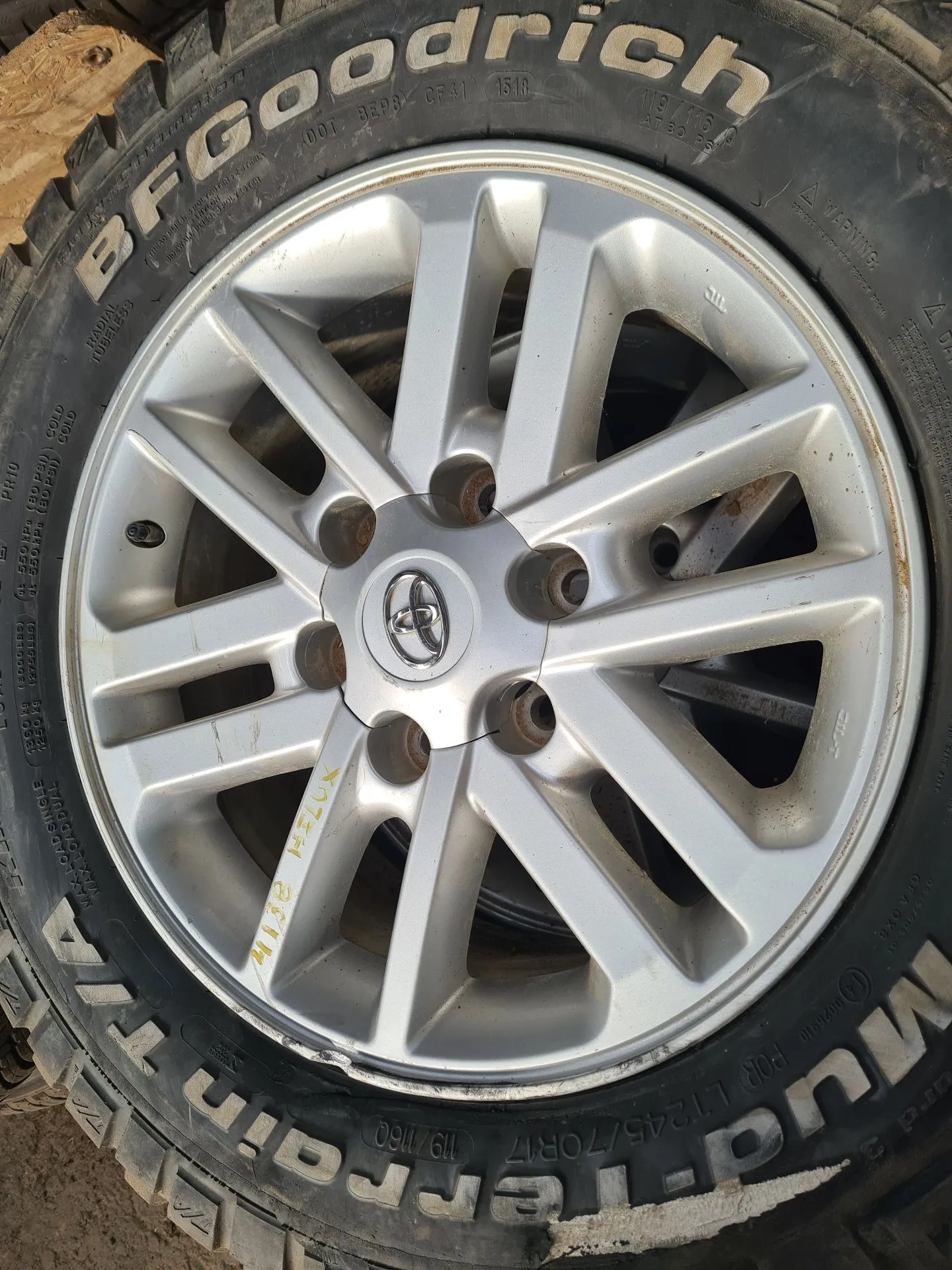 Conjunto de Jantes TOYOTA Hilux VII Pick Up (_N1_, _N2_, _N3_) Imagem-0