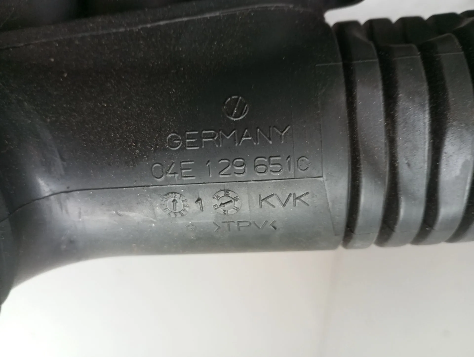 Air filter box VOLKSWAGEN Golf VII (5G1, BQ1, BE1, BE2) Imagem-8