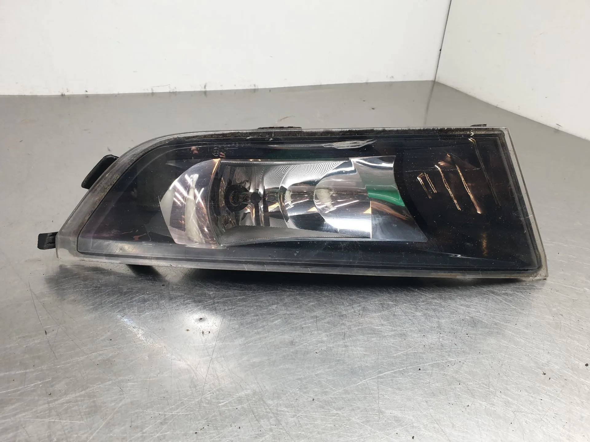 Right front fog light  SKODA Fabia III Hatchback (NJ3)