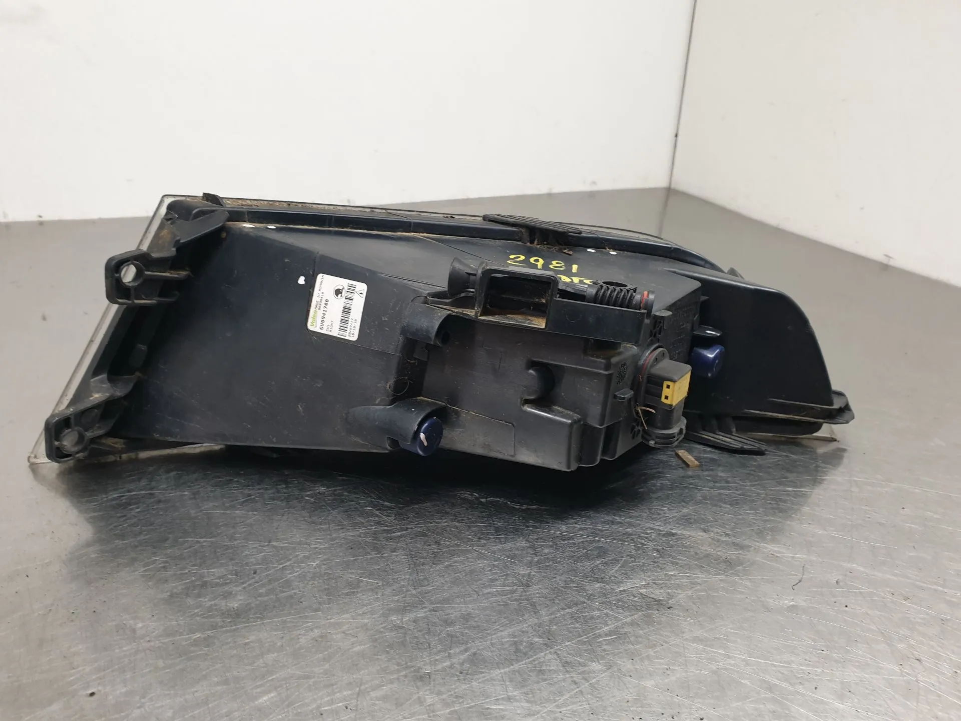 Right front fog light  SKODA Fabia III Hatchback (NJ3) Imagem-5