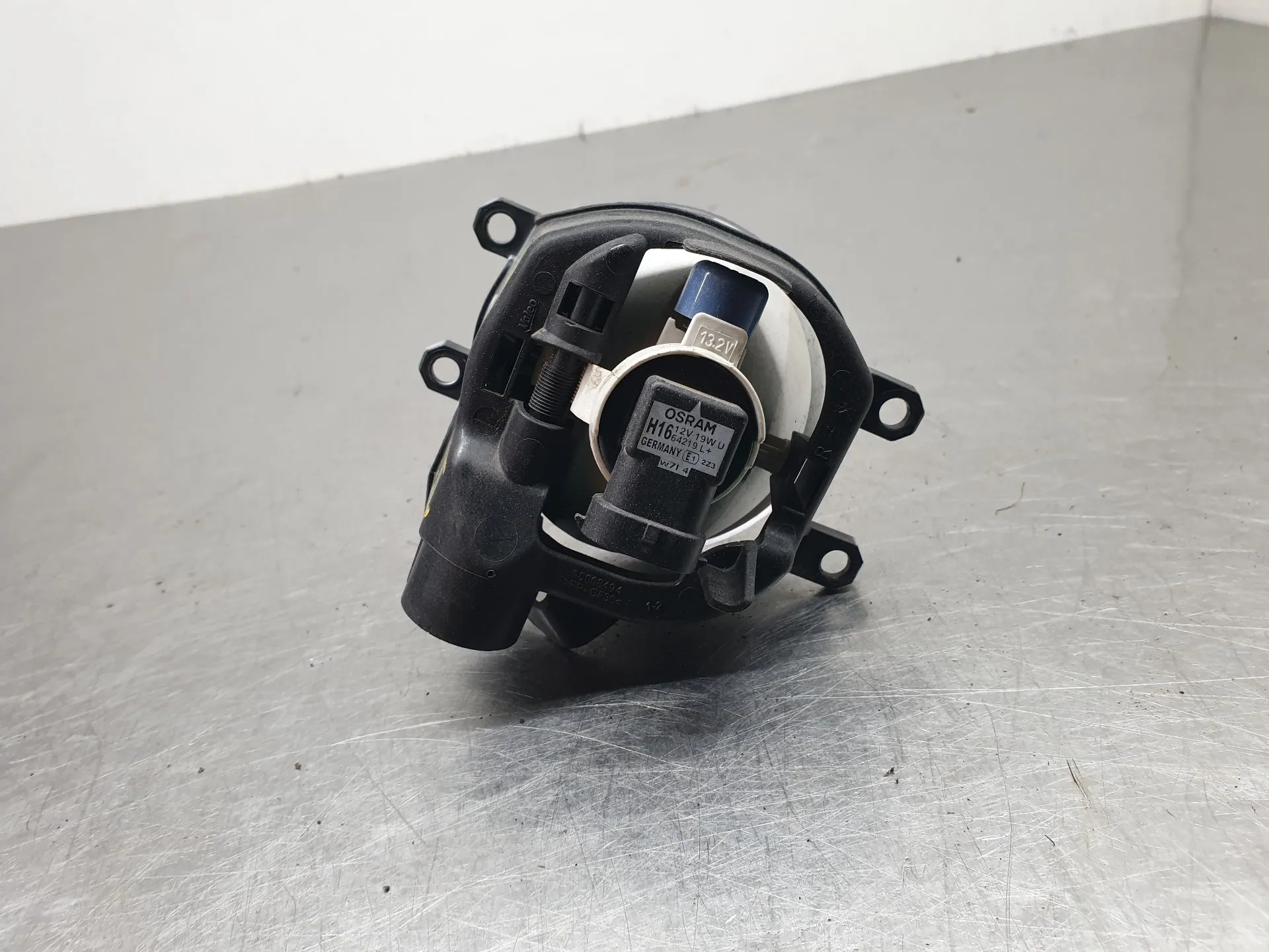 Feu antibrouillard Avant Droite PEUGEOT 108 Imagem-2