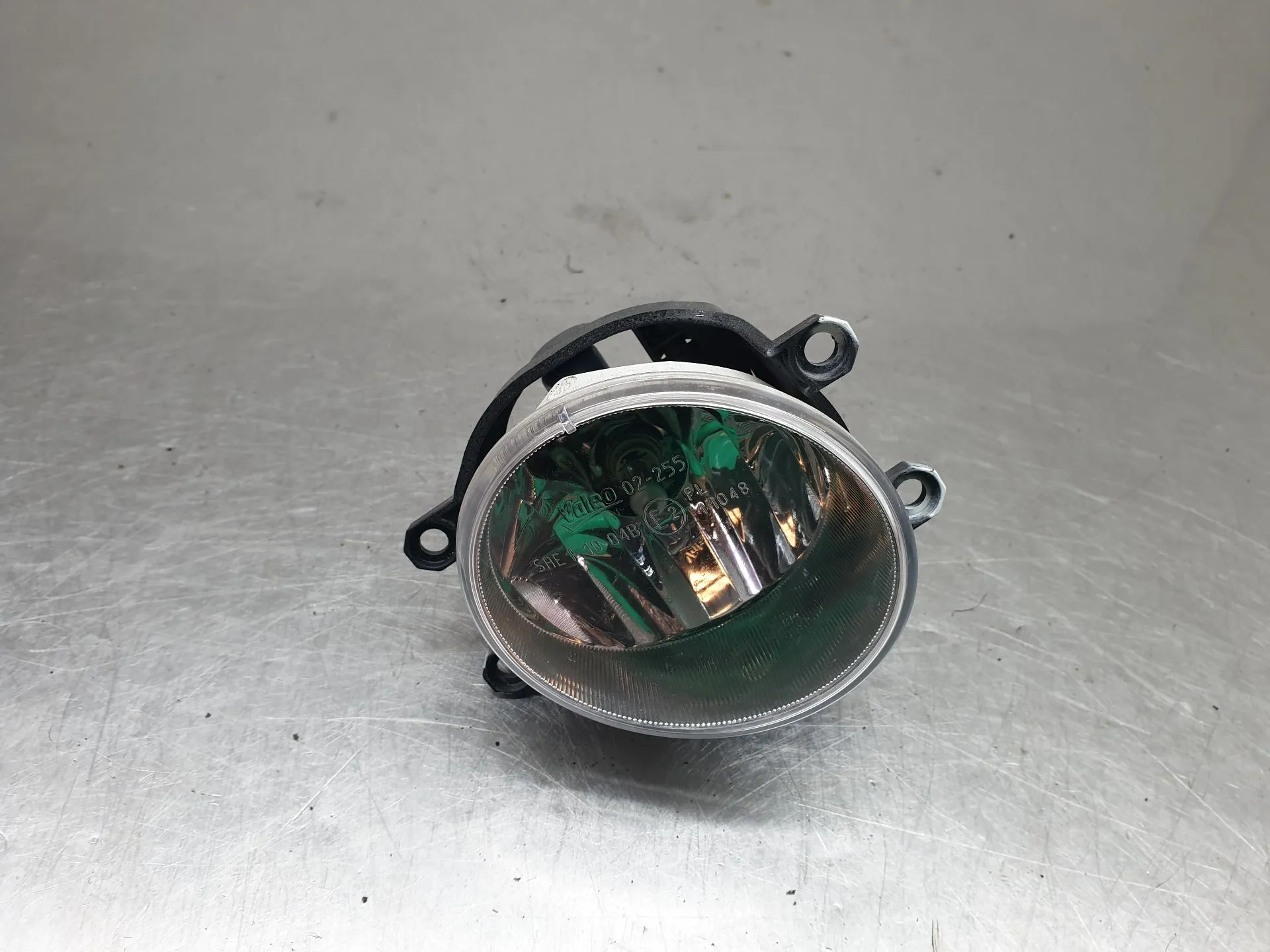 Feu antibrouillard Avant Droite PEUGEOT 108 Imagem-1