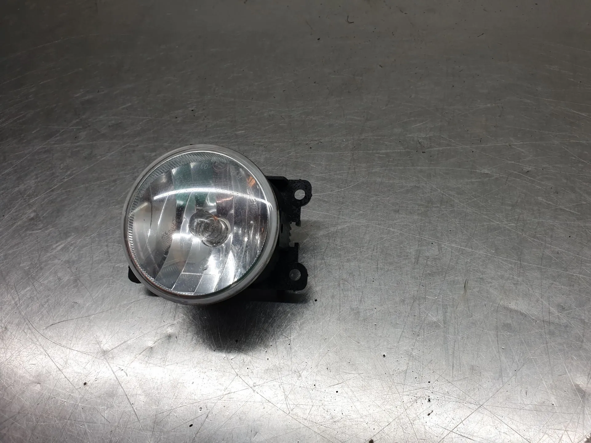 Feu antibrouillard Avant Gauche CITROËN C3 III (SX) Imagem-1