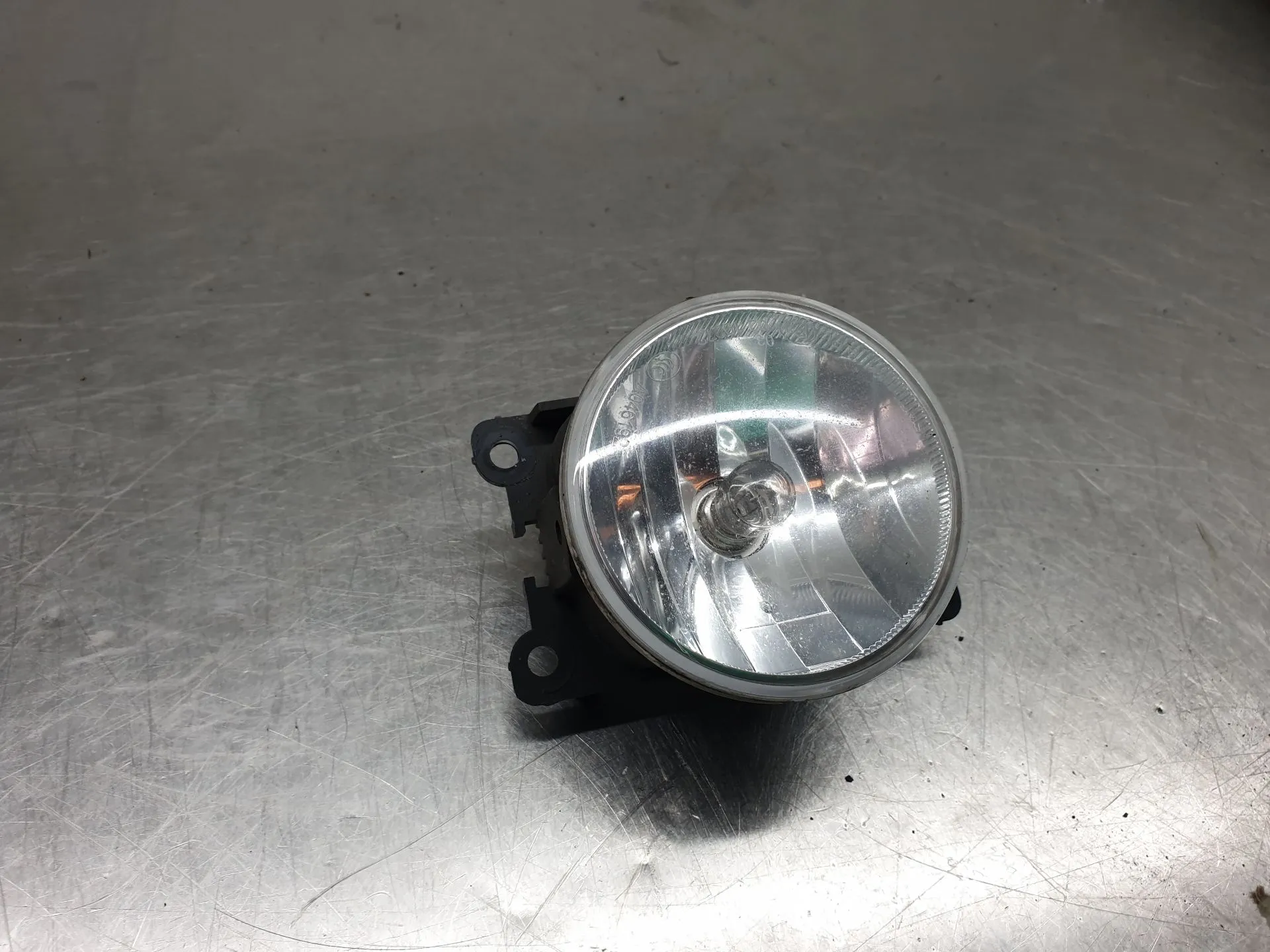 Feu antibrouillard Avant Gauche CITROËN C3 III (SX) Imagem-2