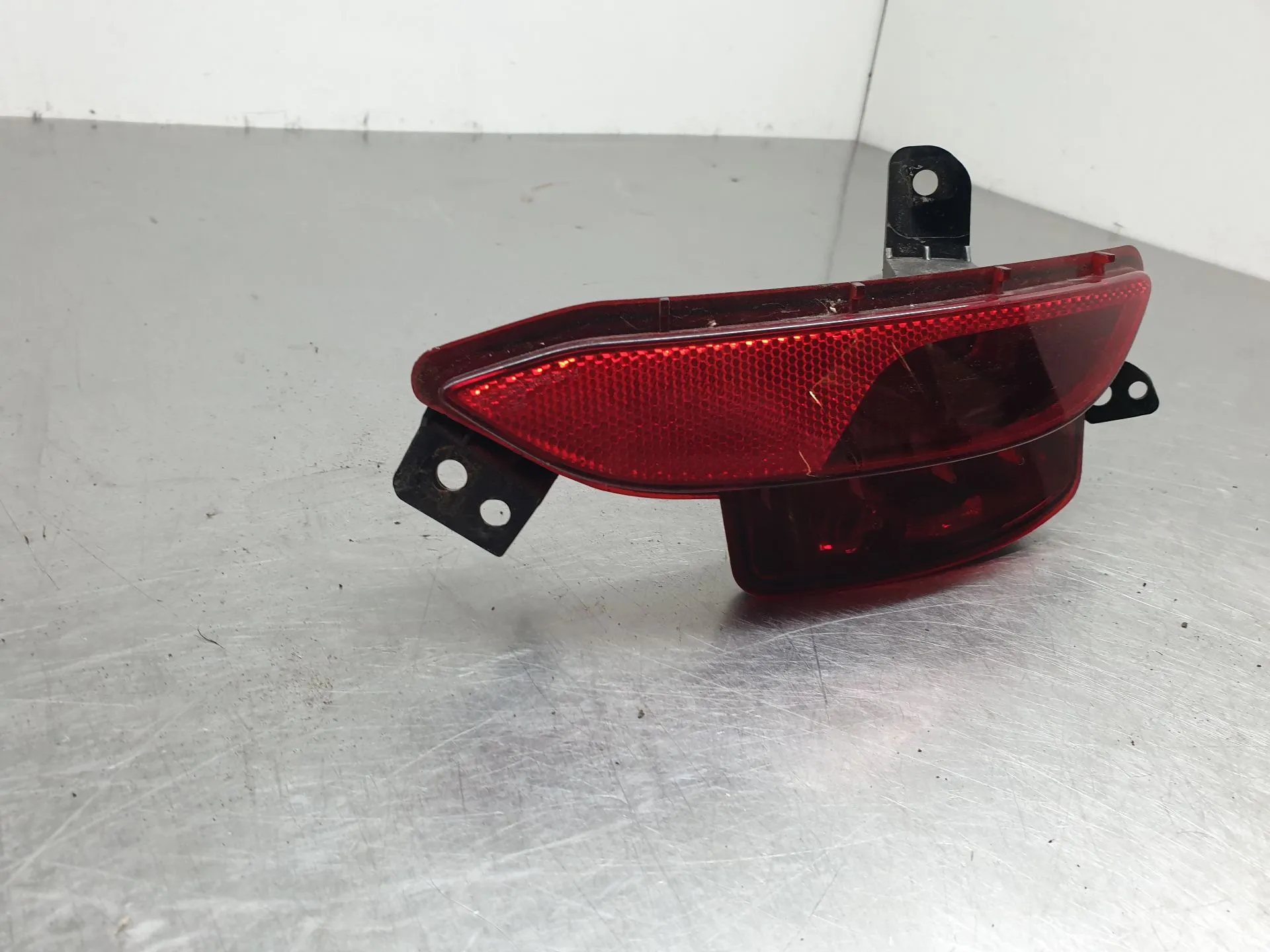 Feu antibrouillard Arrière Gauche FIAT Tipo Wagon (358_) Imagem-1