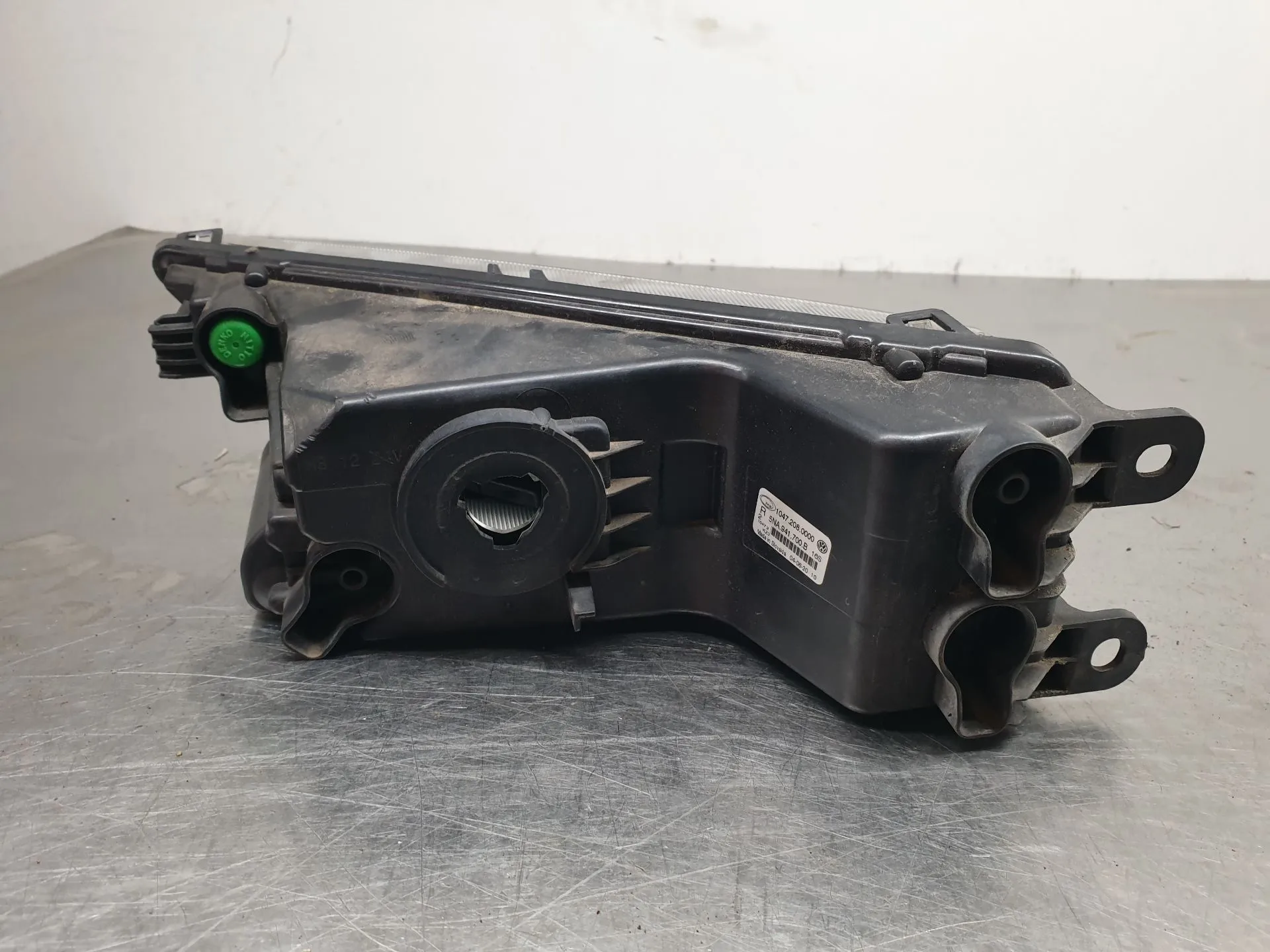 Feu antibrouillard Avant Gauche VOLKSWAGEN Tiguan (AD1, AX1) Imagem-2