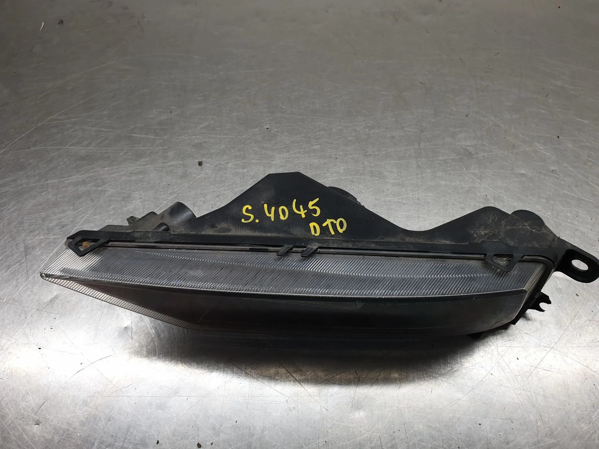 Feu antibrouillard Avant Droite VOLKSWAGEN Tiguan (AD1, AX1) Imagem-1