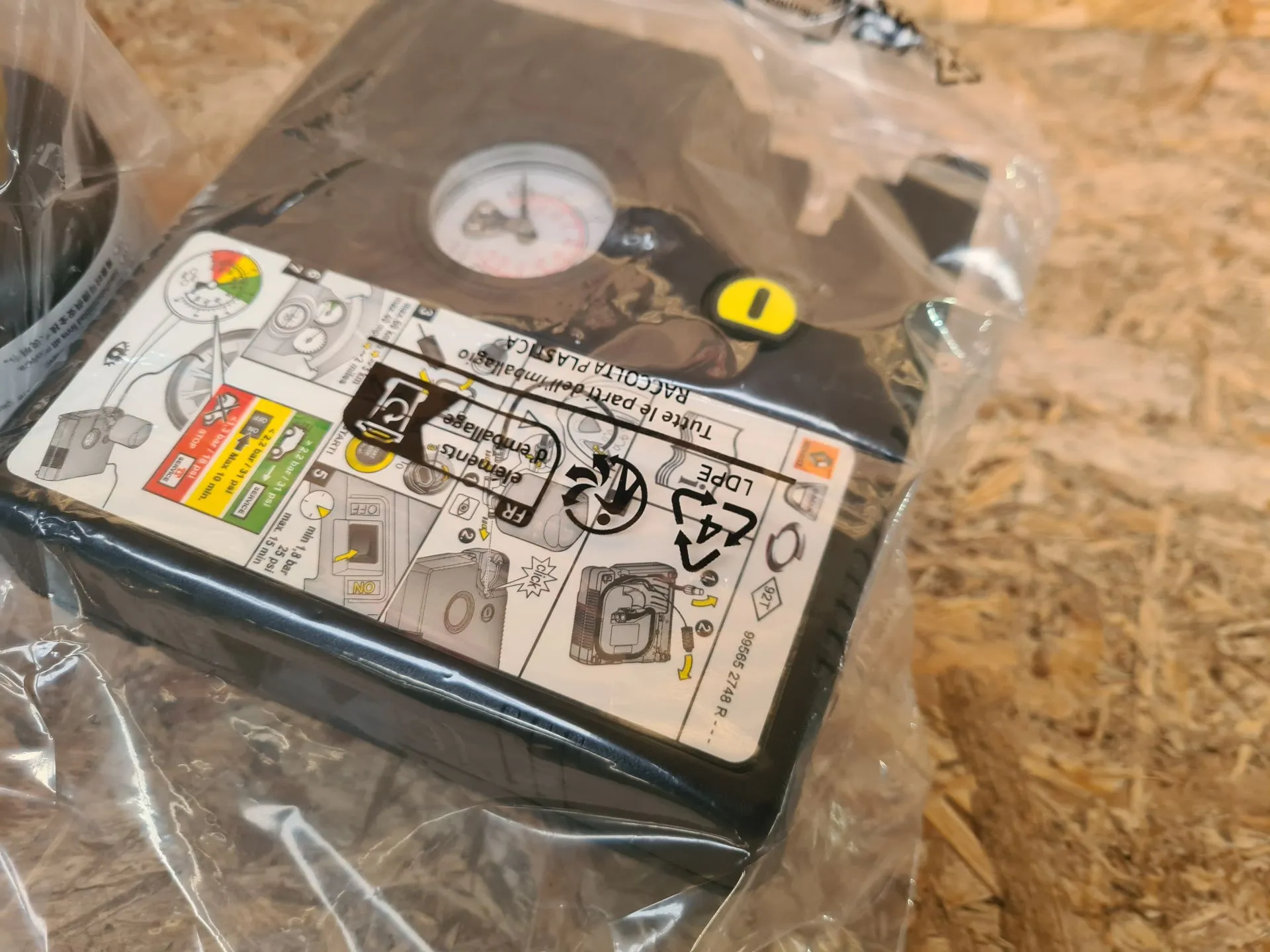 Air pump DACIA Duster III (P1310) Imagem-2