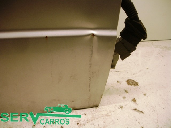 Puerta Delantero Derecho KIA Sorento I (JC) Imagem-1