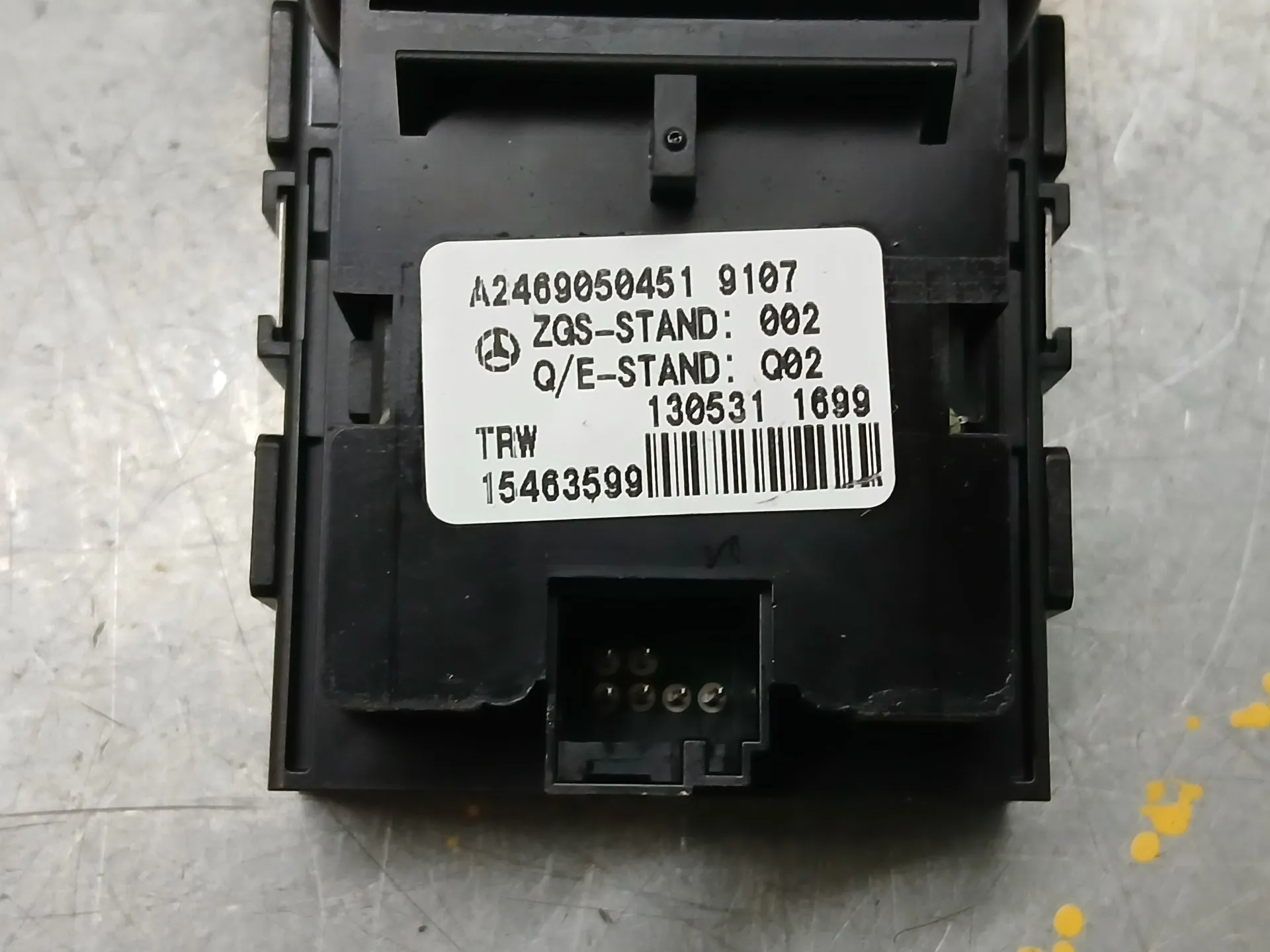 Botão / interruptor travão de parque MERCEDES-BENZ Classe A (W176) Imagem-4