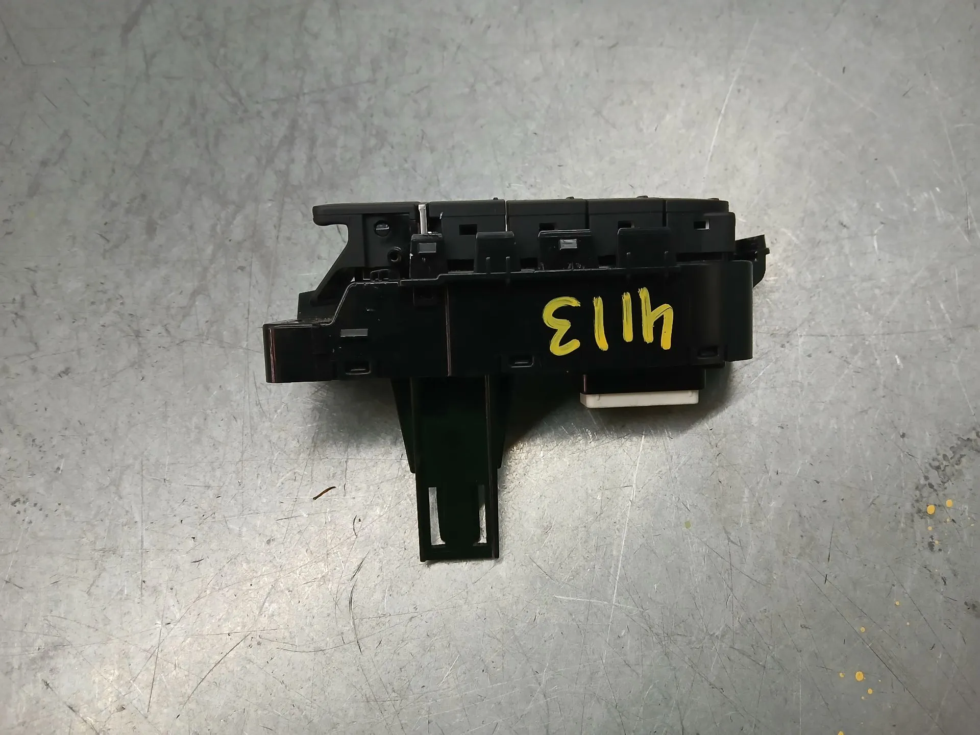 Botão / interruptor travão de parque HYUNDAI Ioniq (AE) Imagem-2