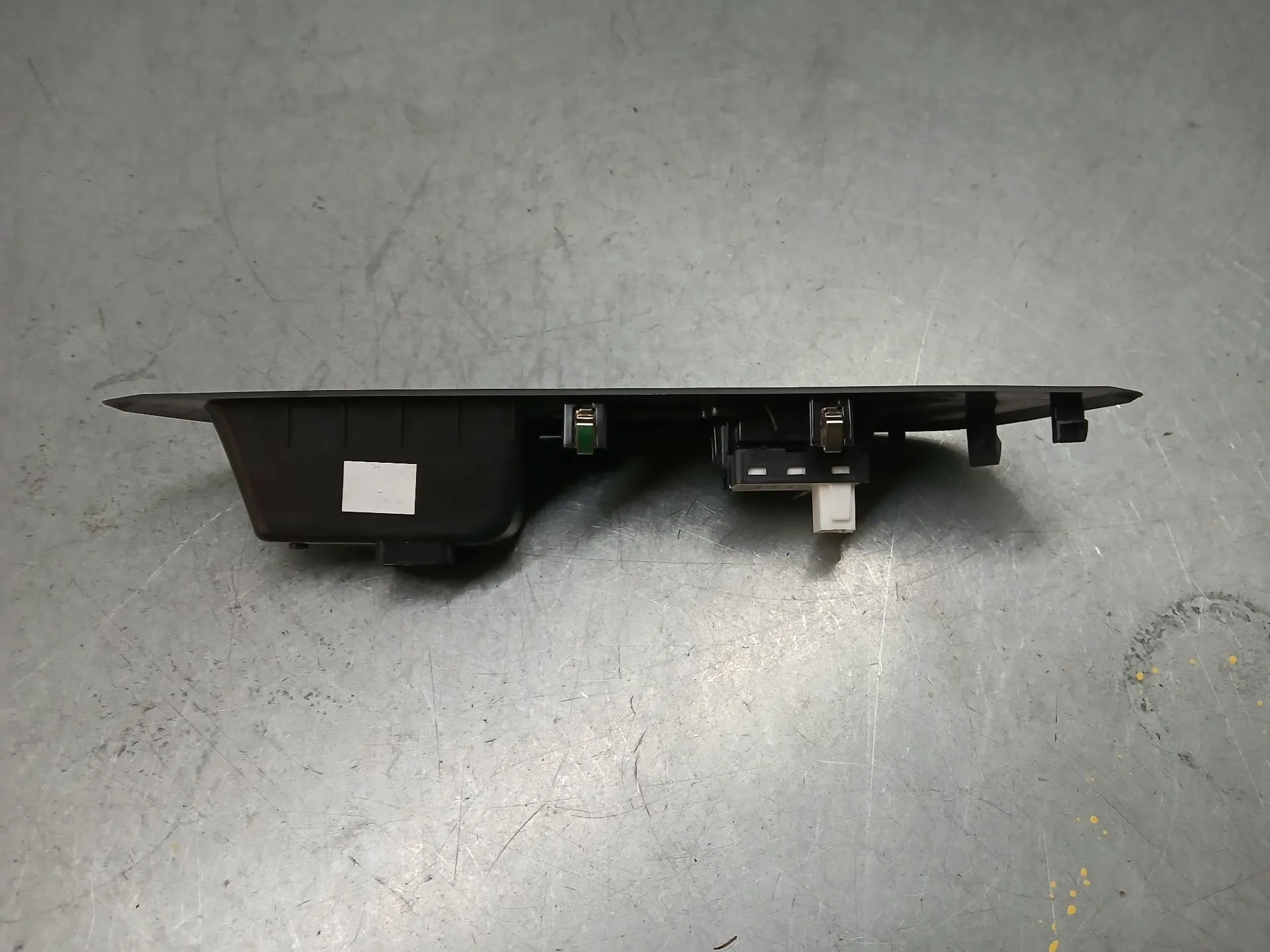 Mando / interruptor elevalunas delantero derecho PEUGEOT 208 II Imagem-3