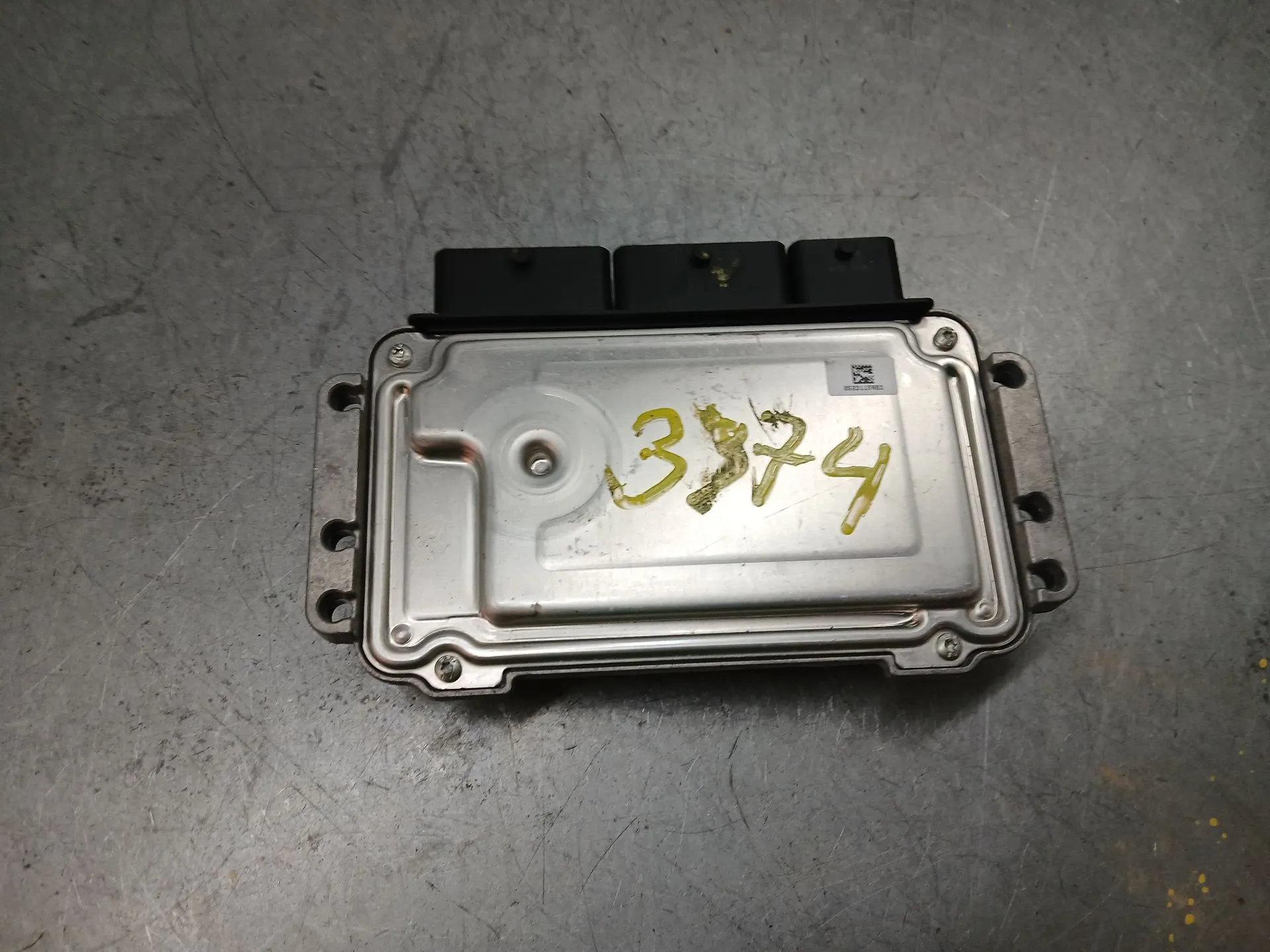 Centralina motor / ECU RENAULT Twingo III (BCM_) Imagem-2