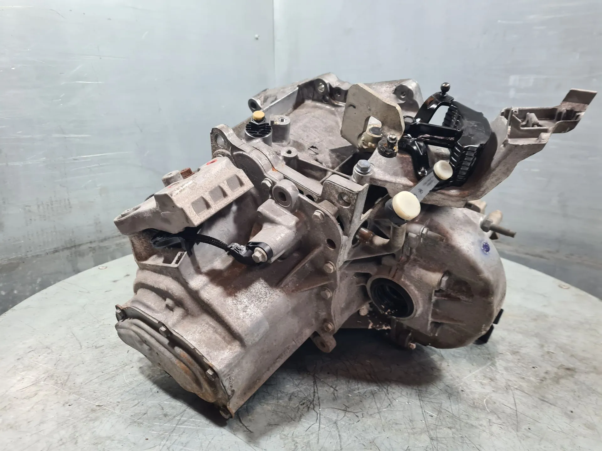 Manual gearbox CITROËN C4 Cactus Imagem-5