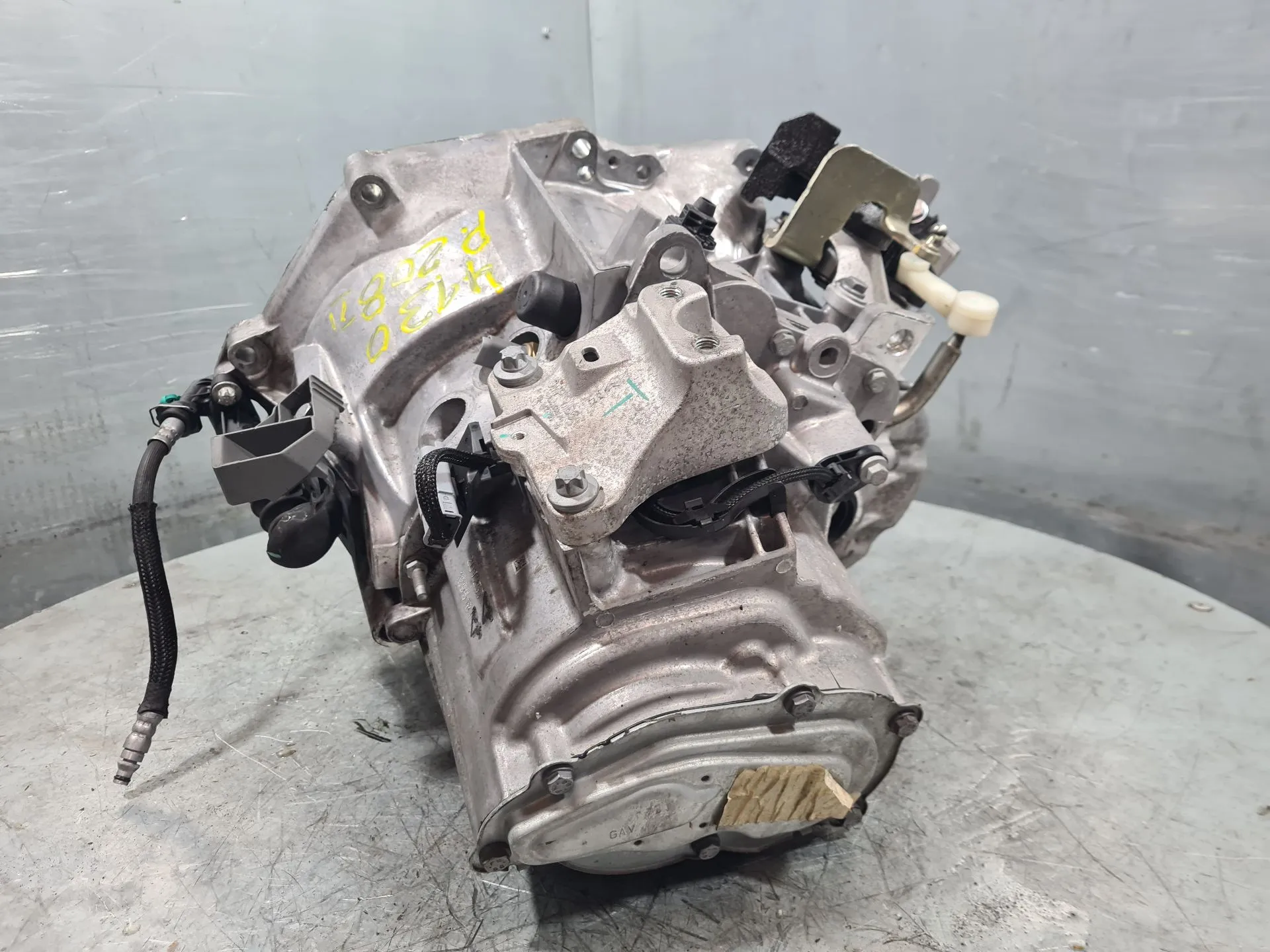 Manual gearbox PEUGEOT 208 II Imagem-3