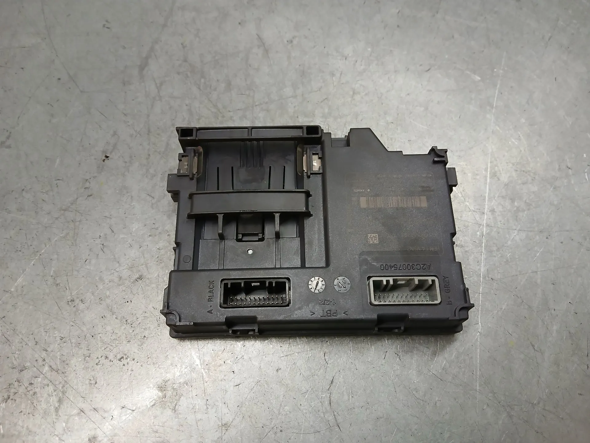 Lector de llave de encendido RENAULT Captur (J5_) Imagem-1