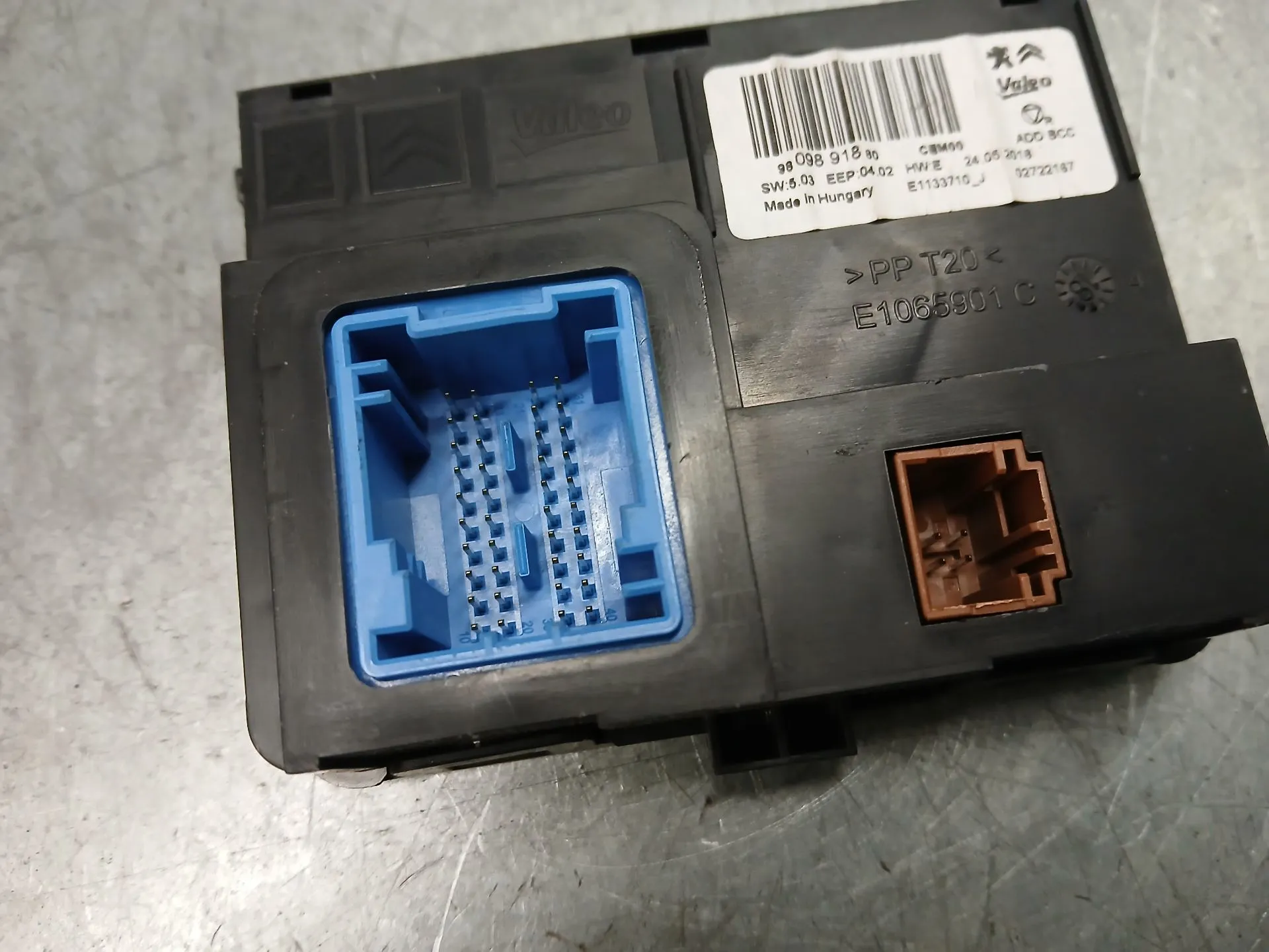 Module de confort PEUGEOT 3008 II (M_) Imagem-2