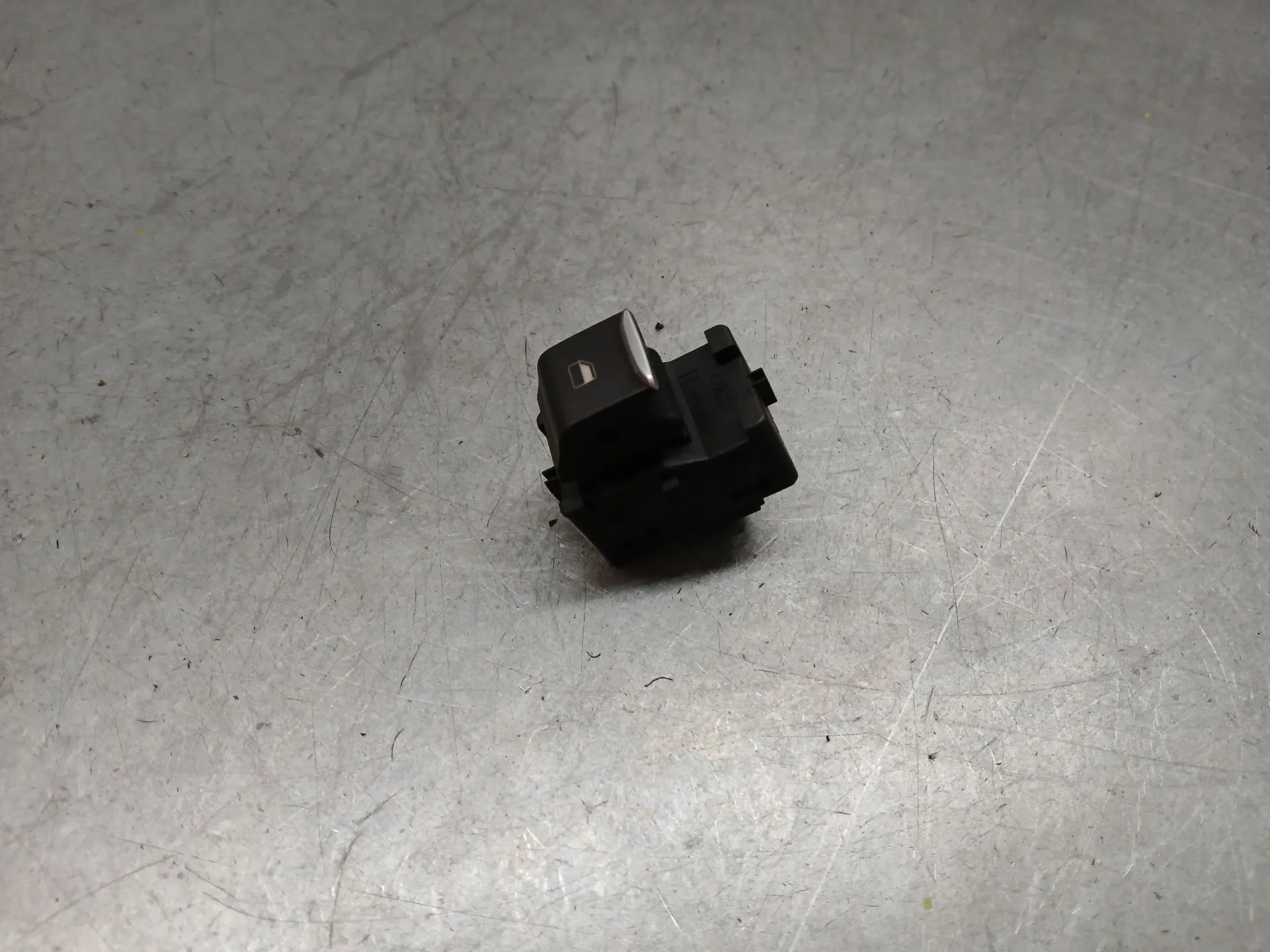 Mando / interruptor elevalunas delantero derecho FORD Puma (J2K, CF7) Imagem-1