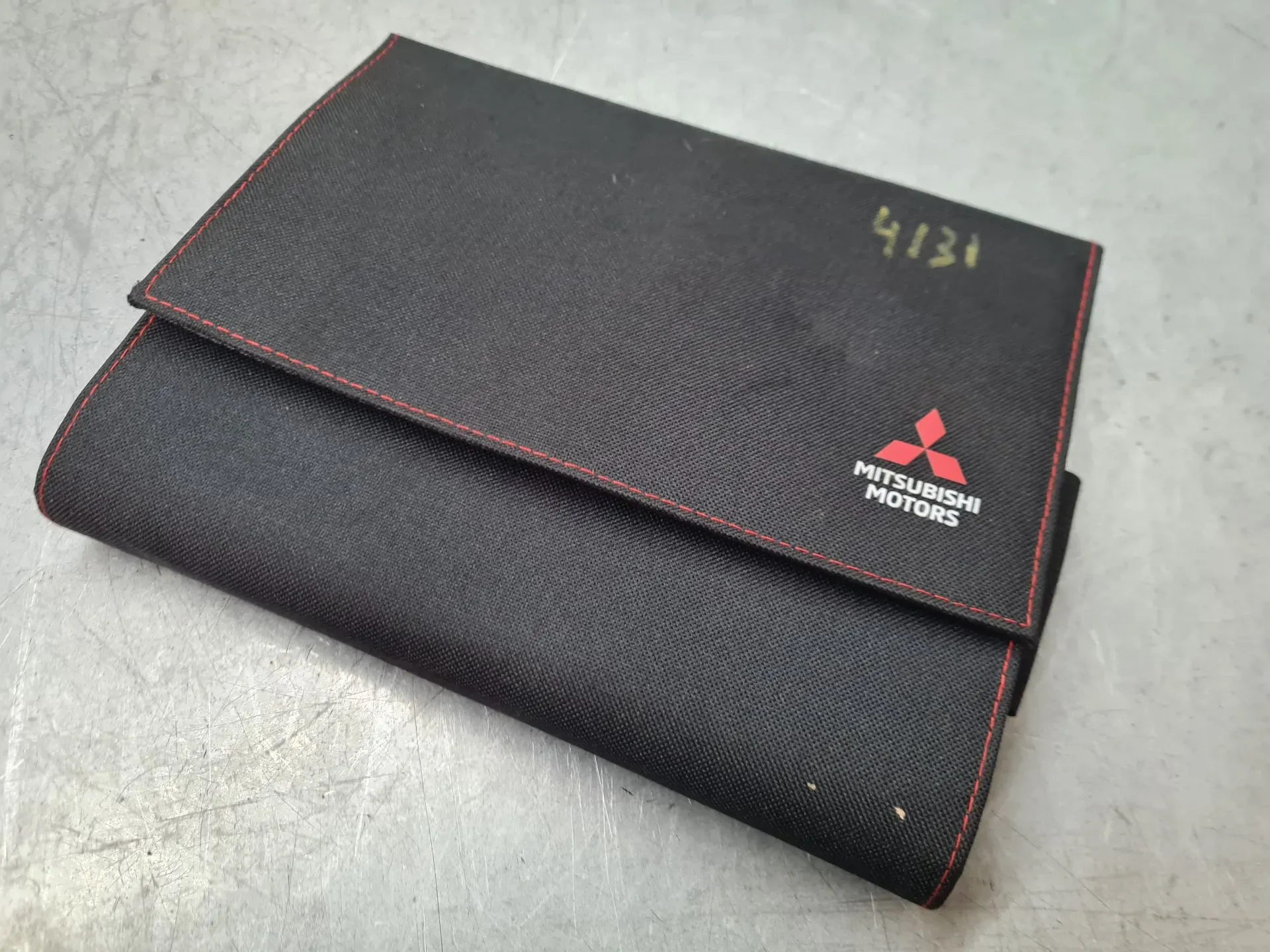 Bolsa com manual de utilizador do veículo MITSUBISHI Space Star Hatchback (A0_A)