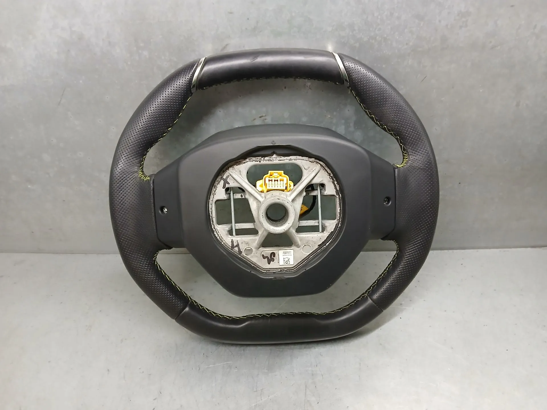 Volante PEUGEOT 208 II Imagem-5