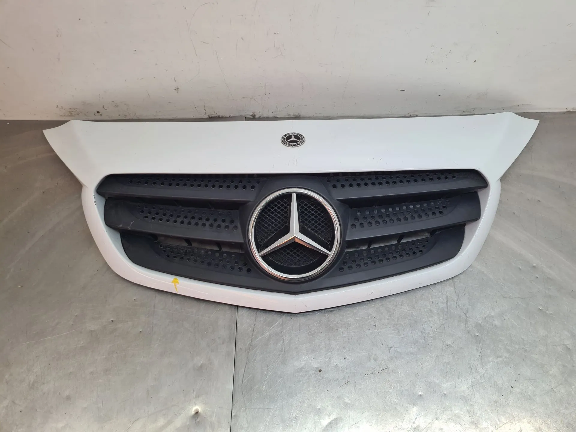 Front grille MERCEDES-BENZ Citan (415)