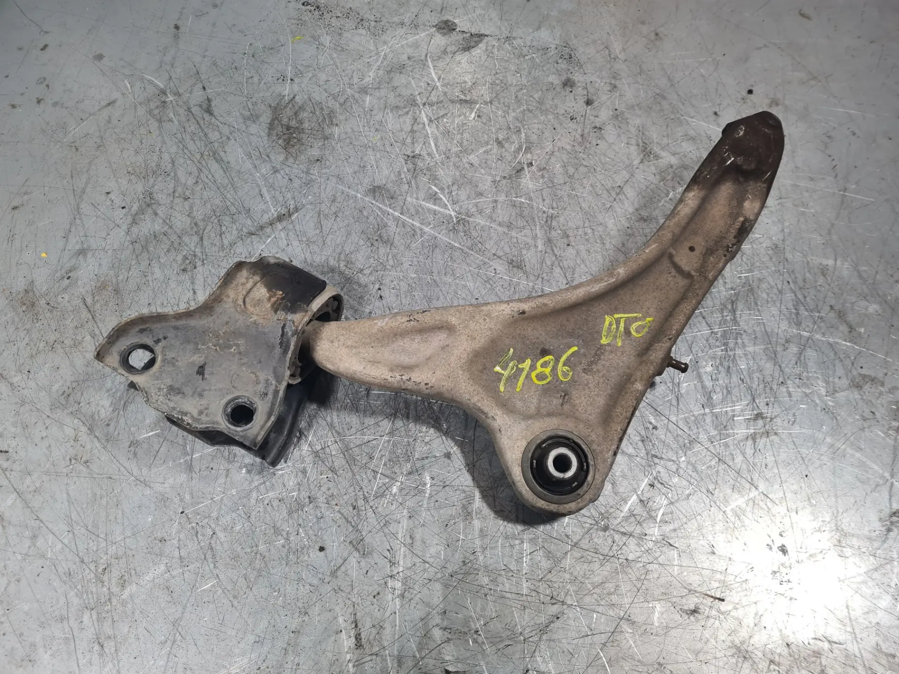 Braccio di sospensione anteriore destra LAND ROVER Range Rover Evoque (L538)