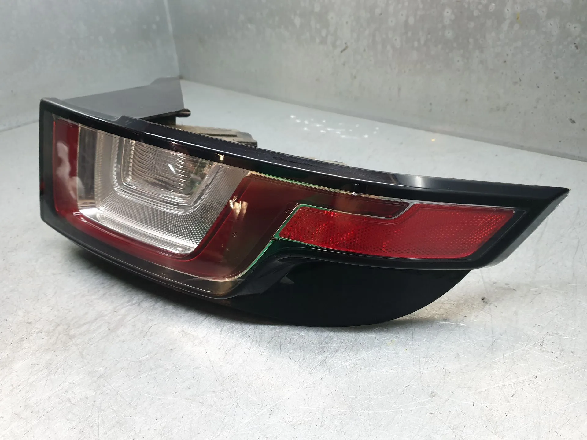 Feu arrière Droite LAND ROVER Range Rover Evoque (L538) Imagem-1