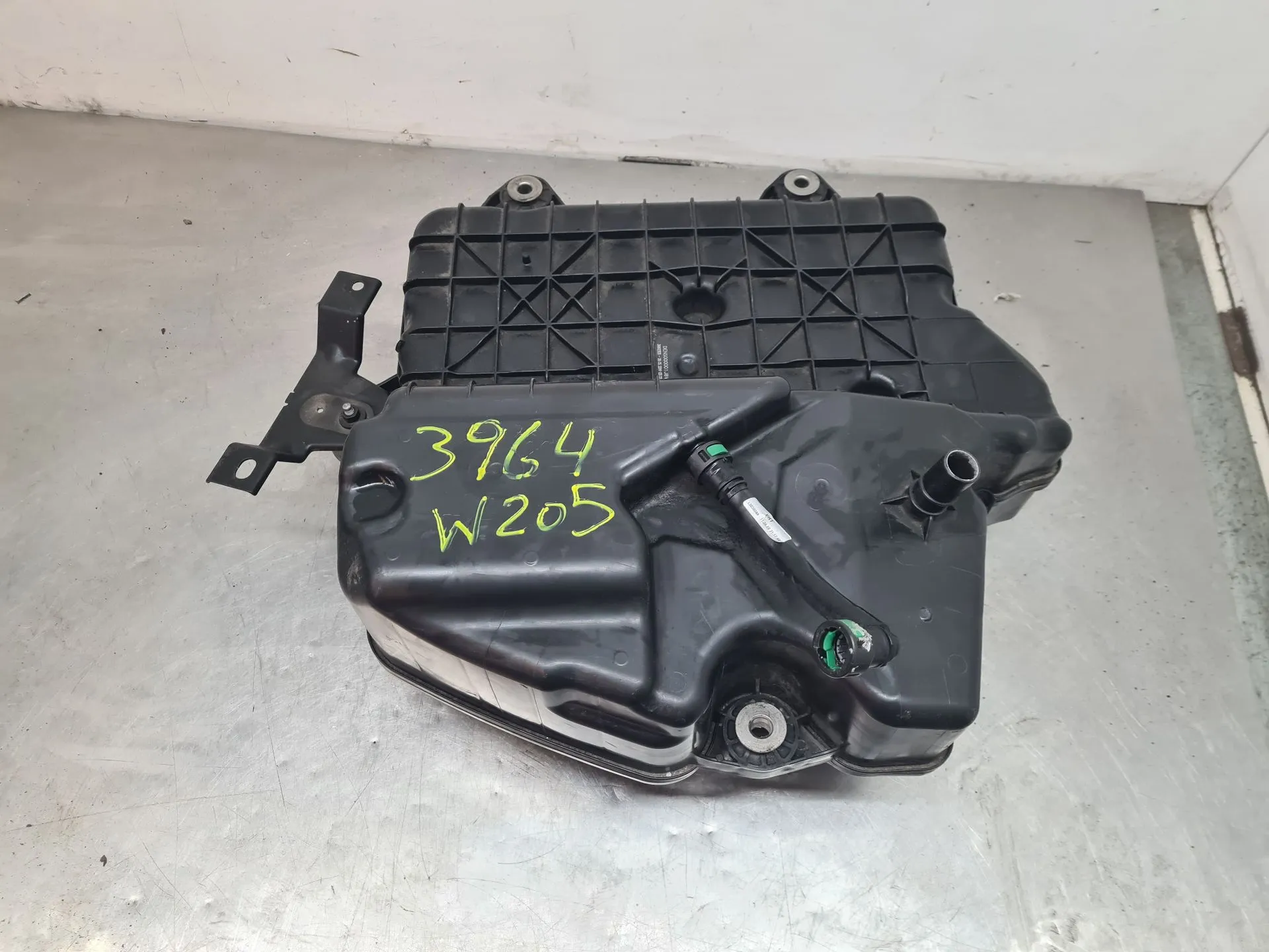Depósito AdBlue MERCEDES-BENZ Classe C (W205)