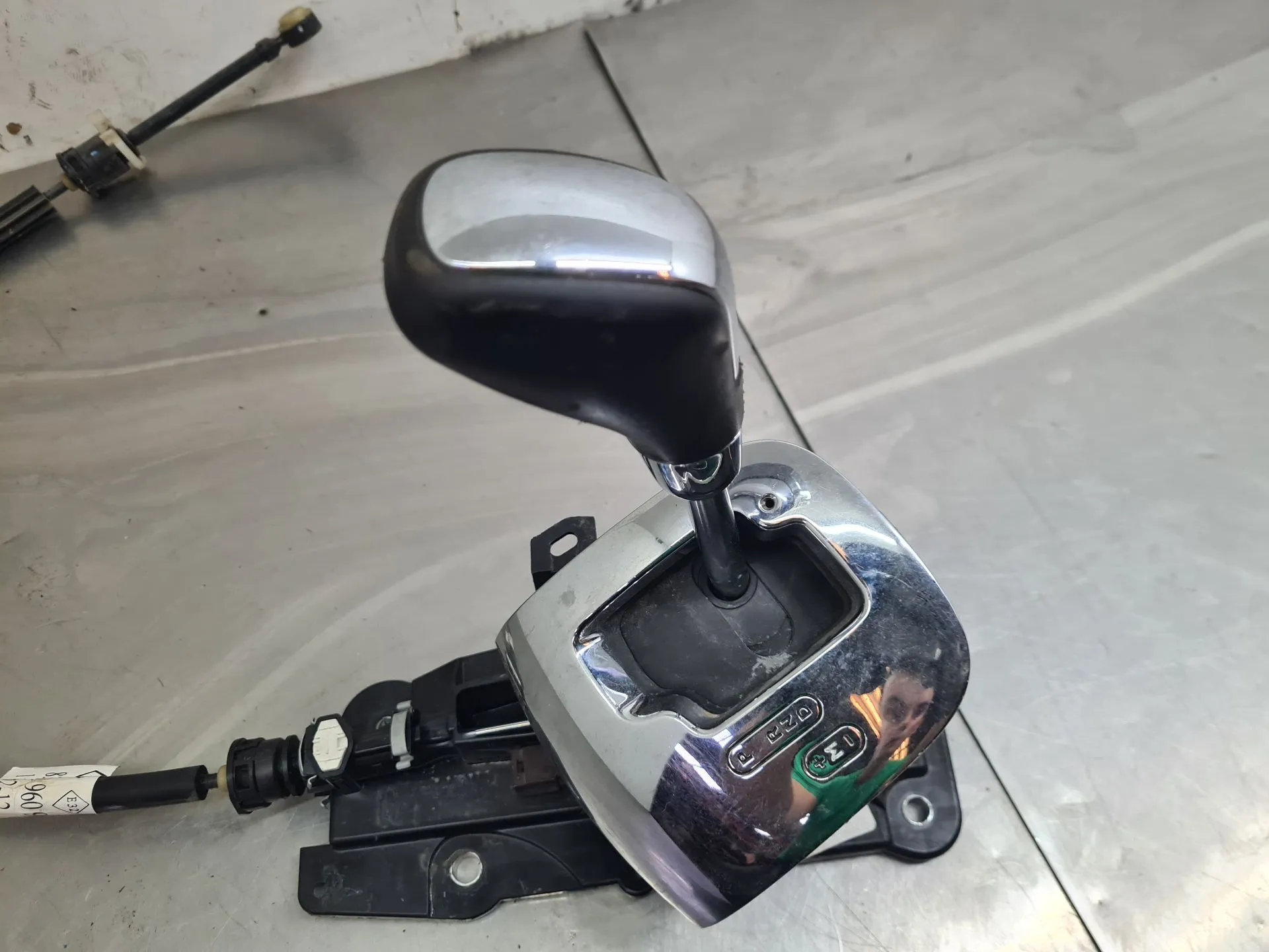 Selector de caja de cambios RENAULT Megane III Grandtour (KZ0/1) Imagem-3