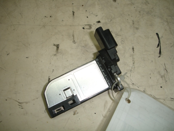 Mass Air Flow Sensor (MAF) PEUGEOT 308 II