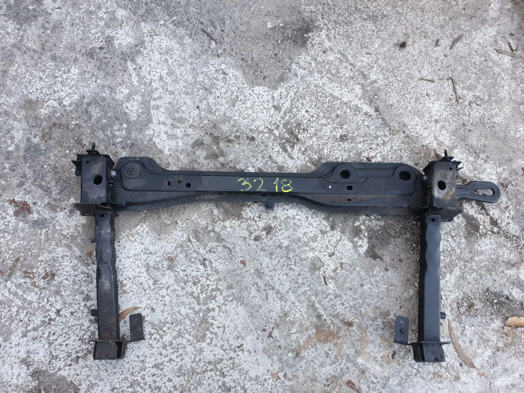 Travessa dos radiadores RENAULT Megane IV (B9A/M_)