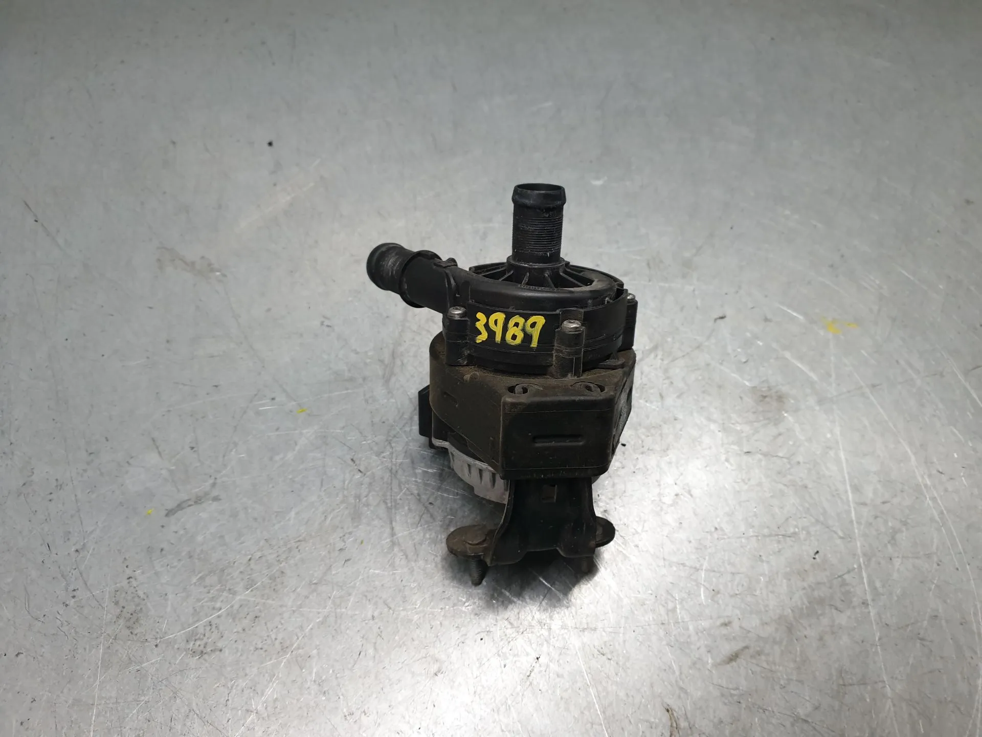 Water pump RENAULT Clio V (BF_)