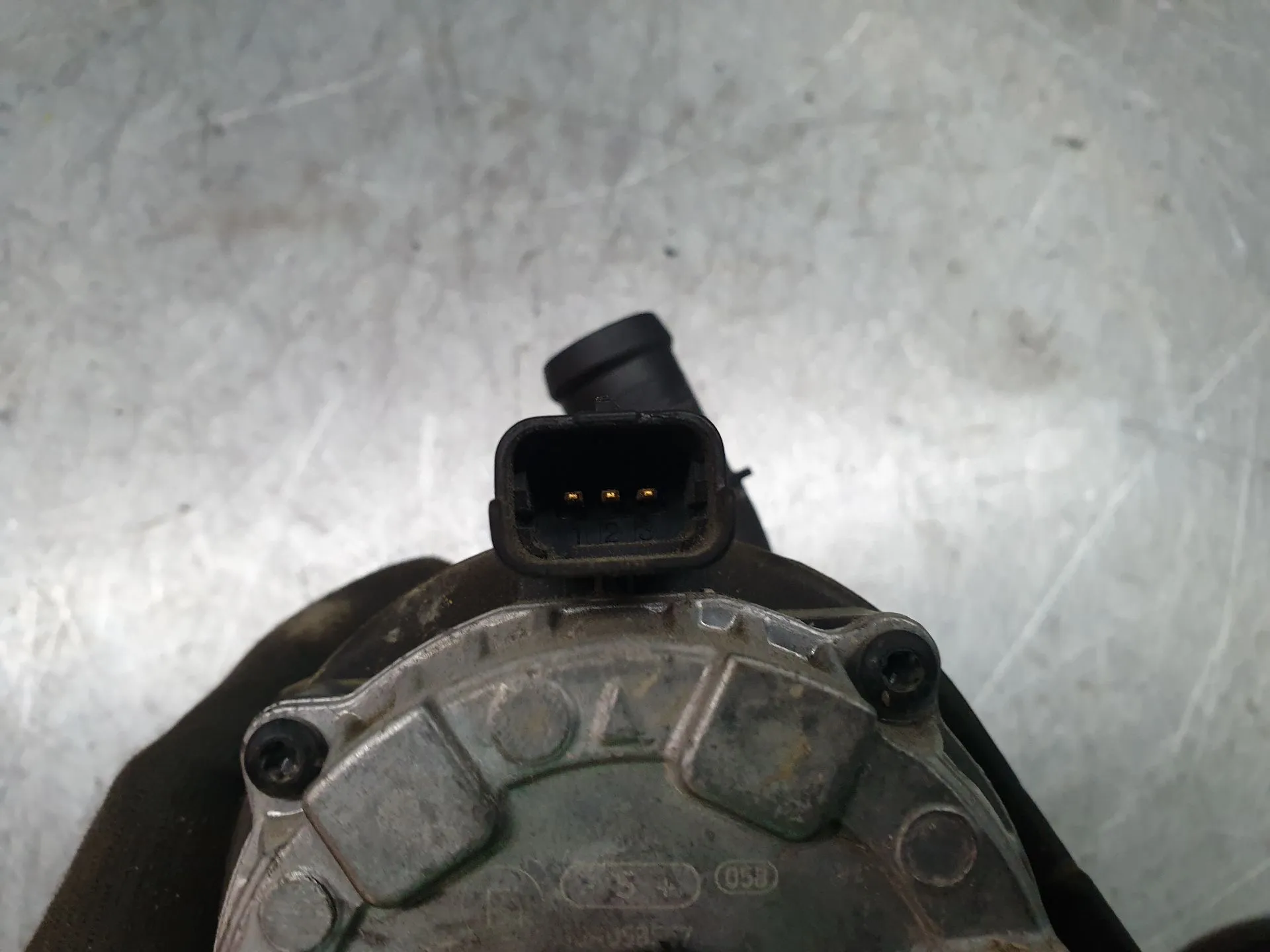 Bomba de agua RENAULT Clio V (BF_) Imagem-3