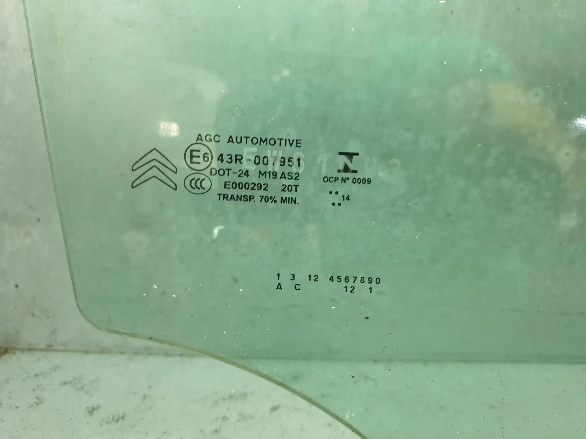 Vitre porte avant Droite CITROËN DS3 Imagem-3