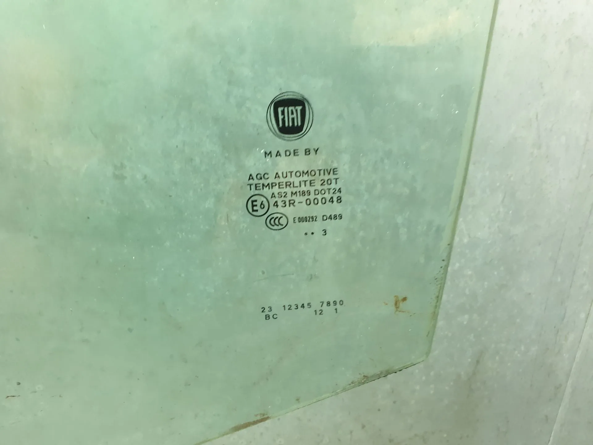 Vitre porte arrière gauche FIAT 500L (351_, 352_) Imagem-3