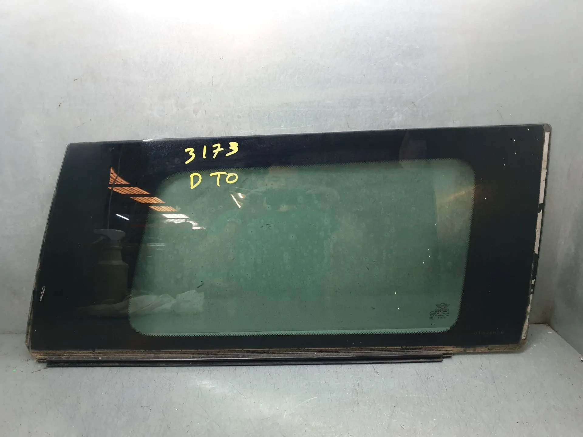 Right rear quarter glass MINI Mini Clubman (R55)