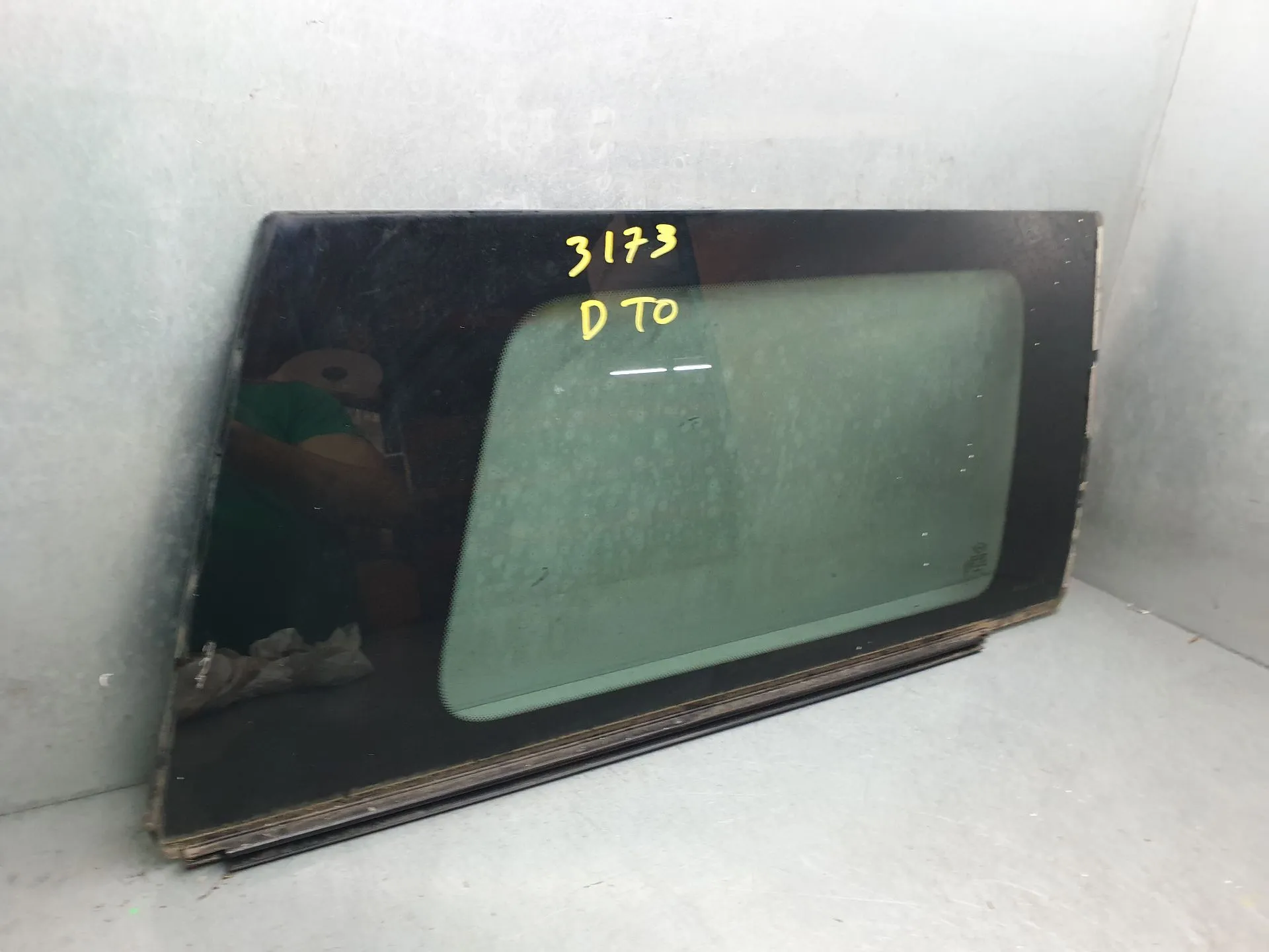 Right rear quarter glass MINI Mini Clubman (R55) Imagem-1