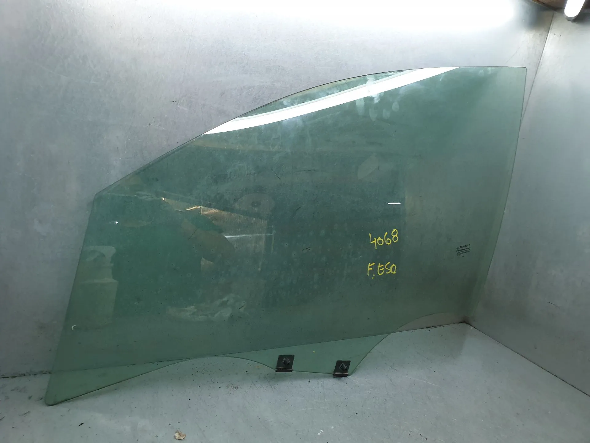 Vitre porte avant gauche RENAULT Clio V (BF_) Imagem-1