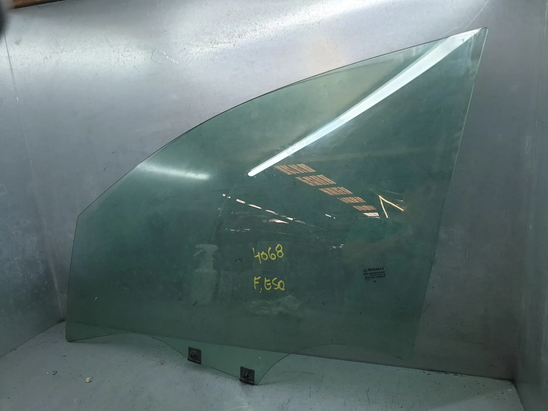 Vitre porte avant gauche RENAULT Clio V (BF_) Imagem-2