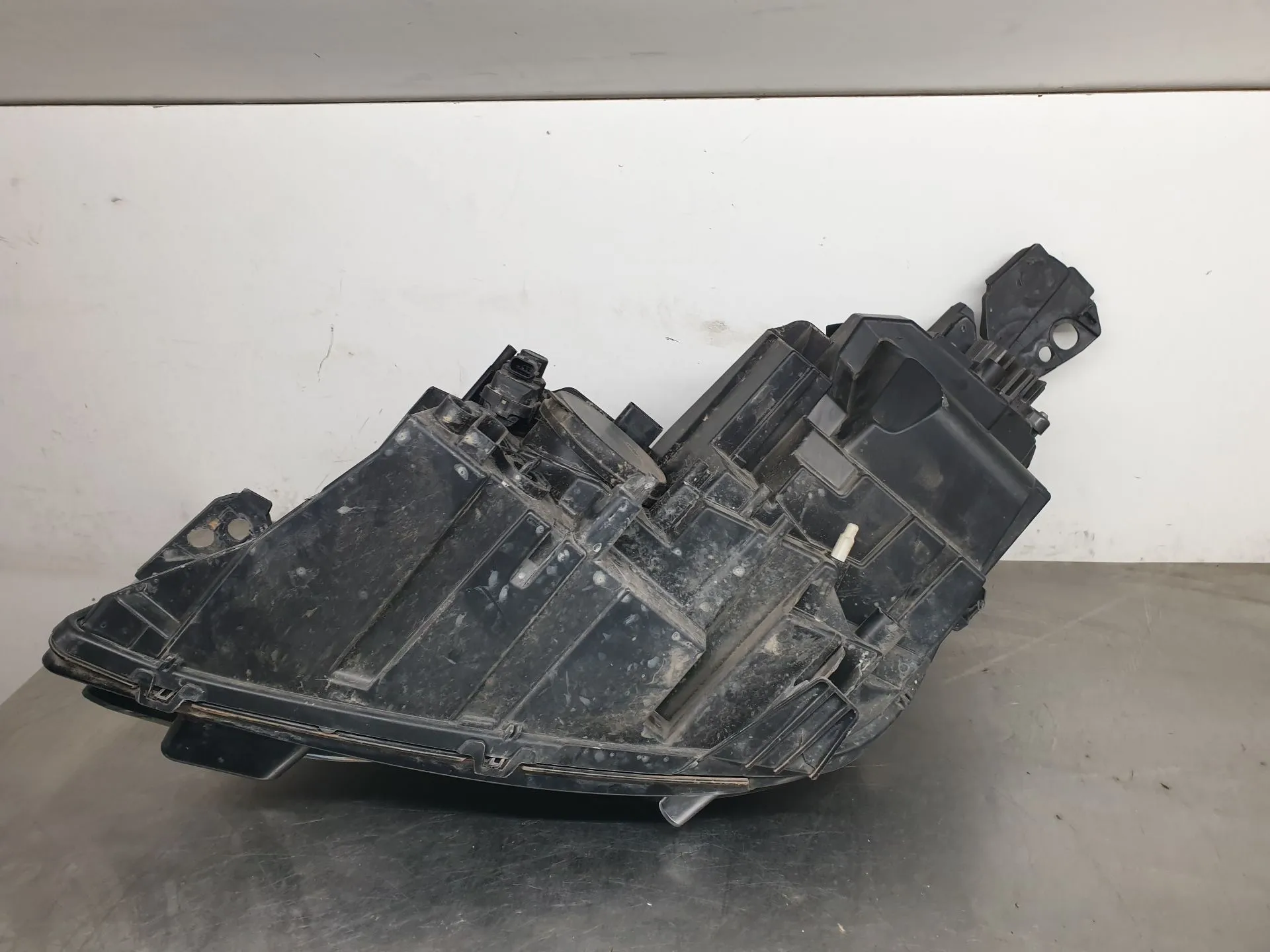 Faro anteriore destro PEUGEOT 5008 II (M_) Imagem-5